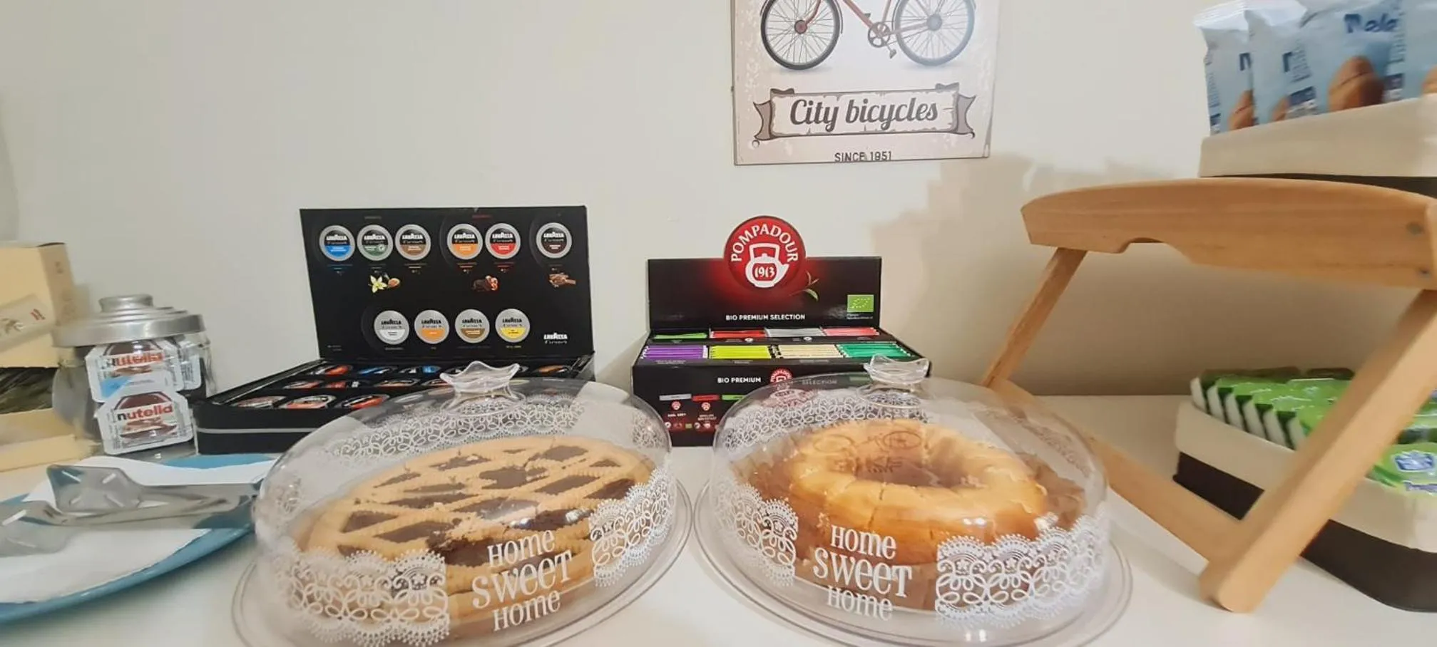 Kitchen or kitchenette in Bed&BikeRome ROOMS