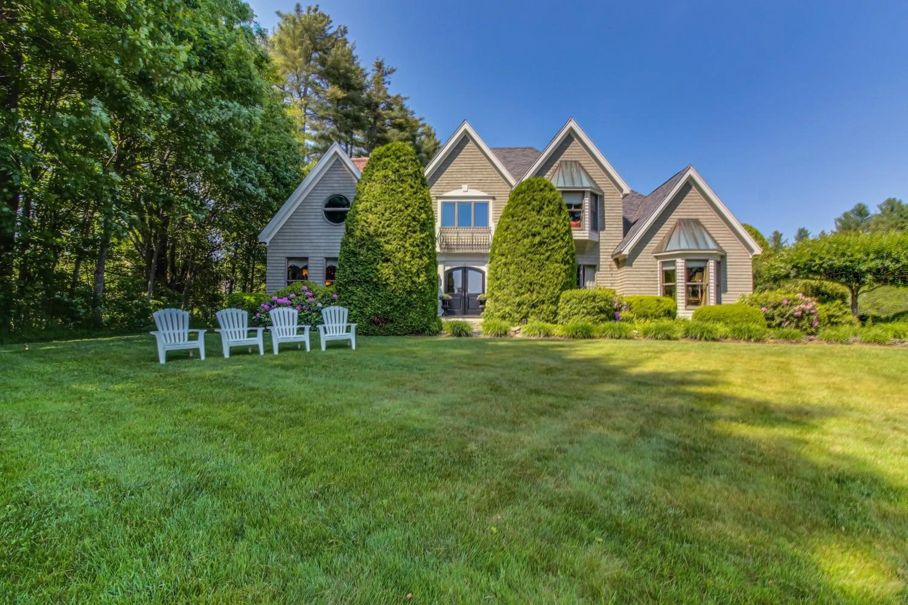 Grandeur On The Green