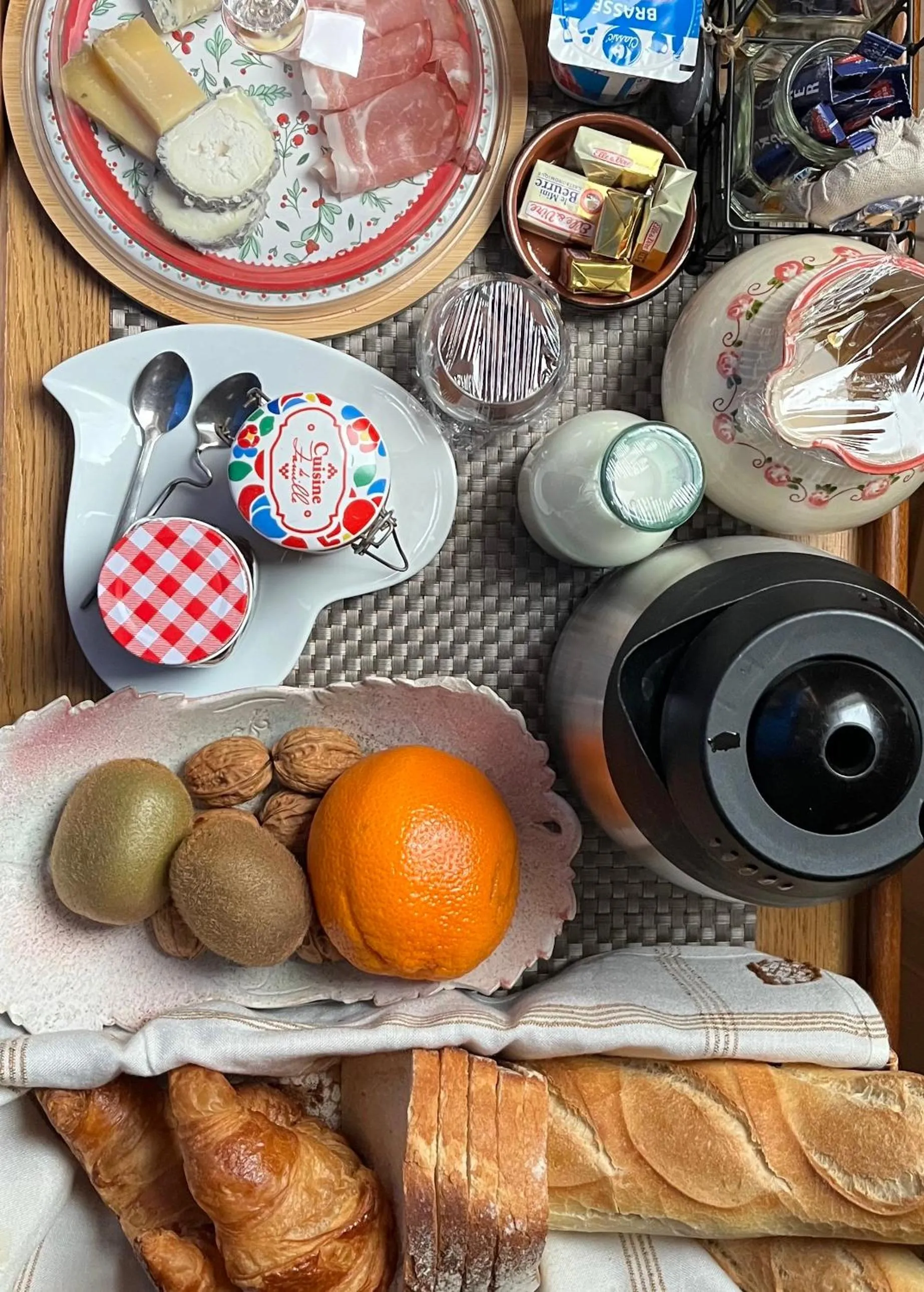 Breakfast in Chambre du Vigneron - Domaine Léon BLEESZ