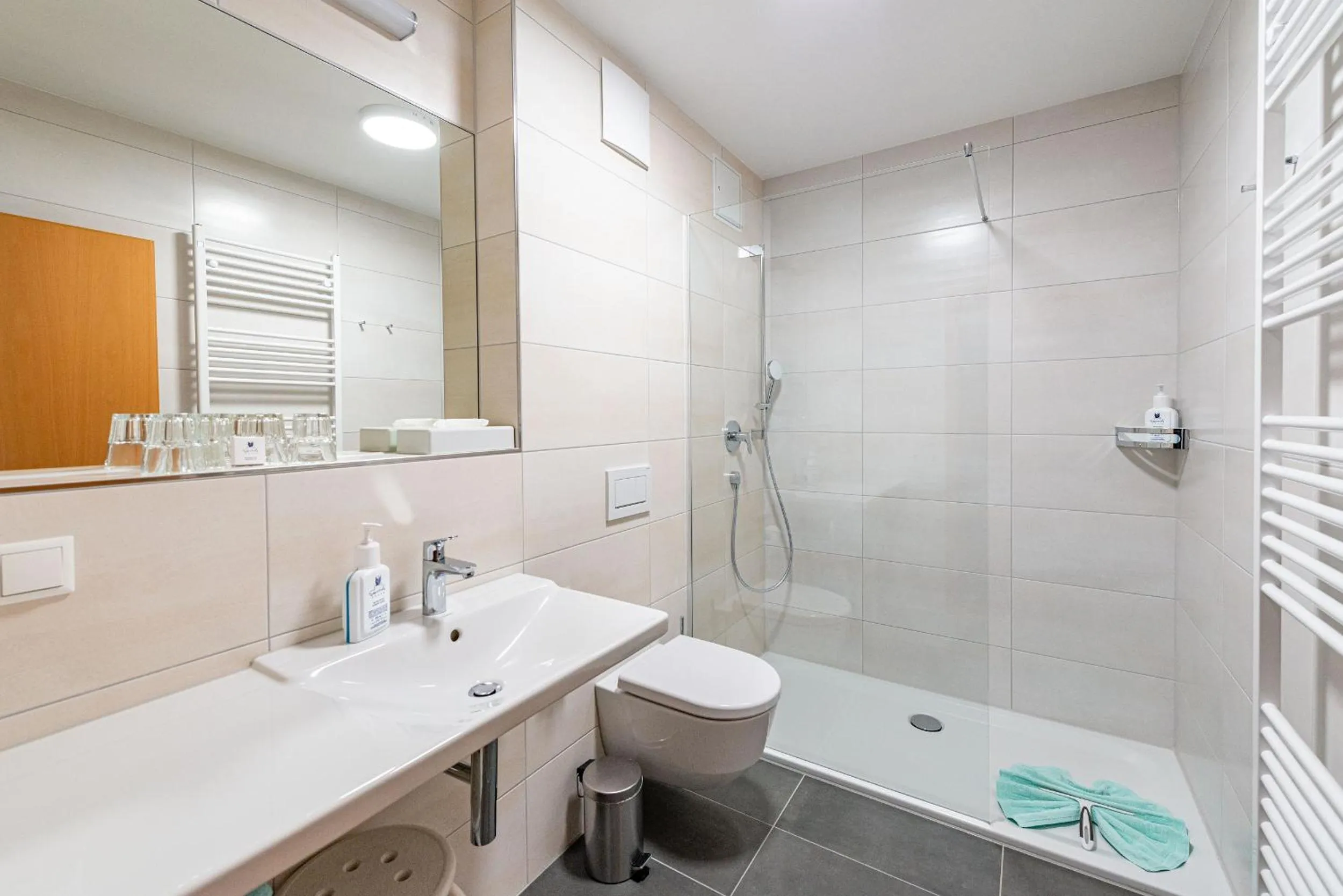 Photo of the whole room in Am Weststrand Apartmenthaus Waldeck