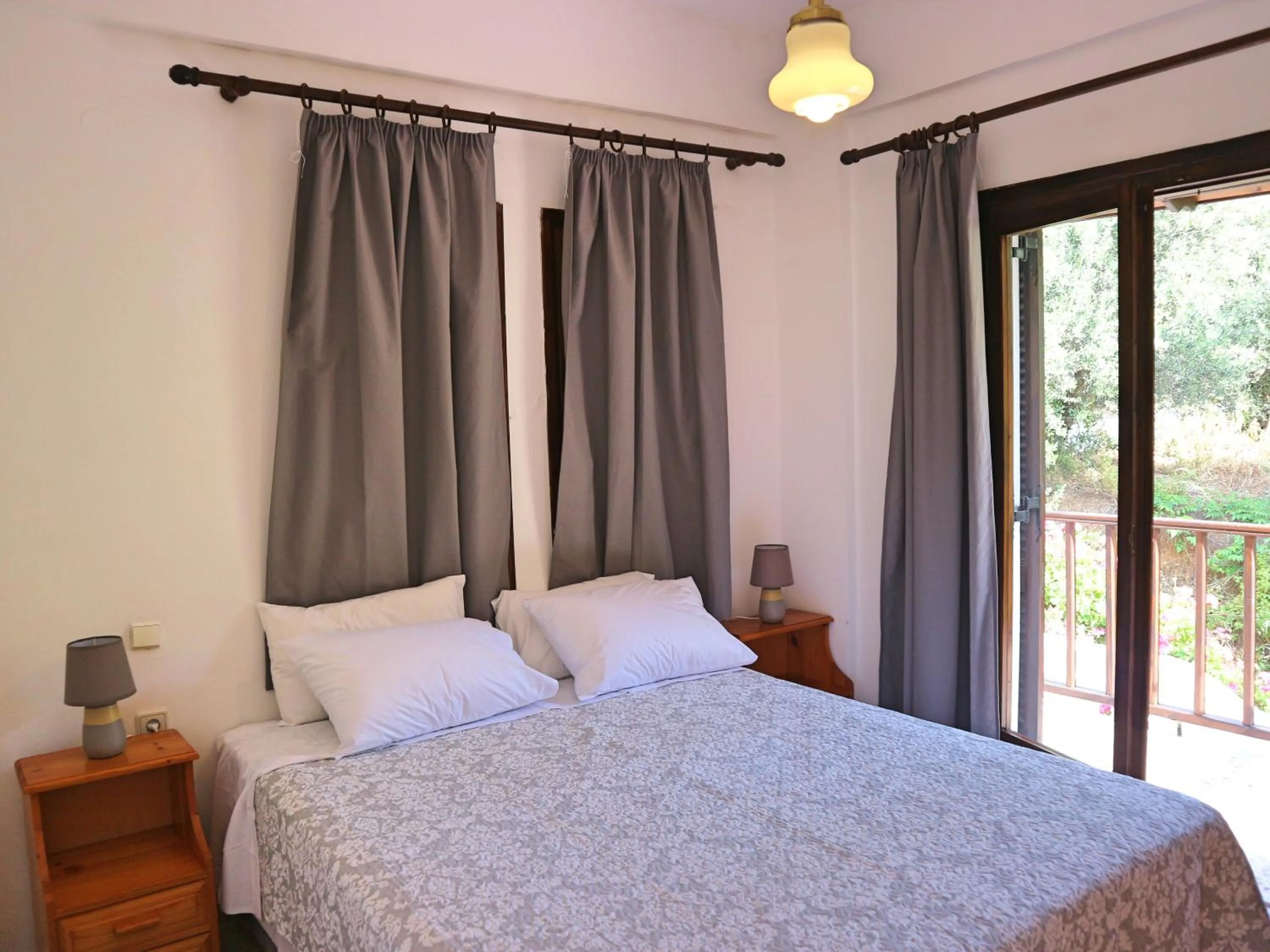 Bedroom, Bed in Oliaria Apartments