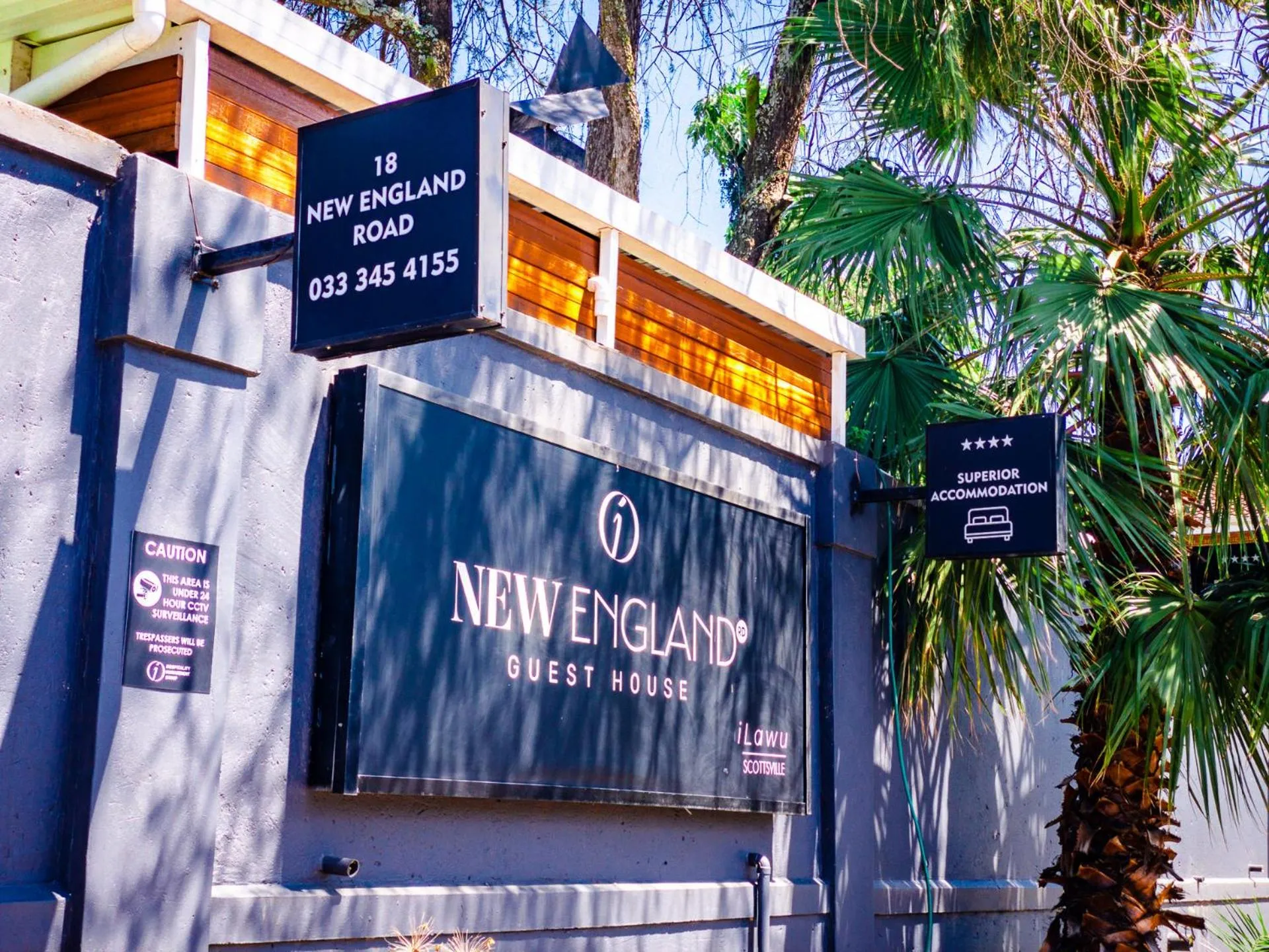 New England Guest House by Ilawu