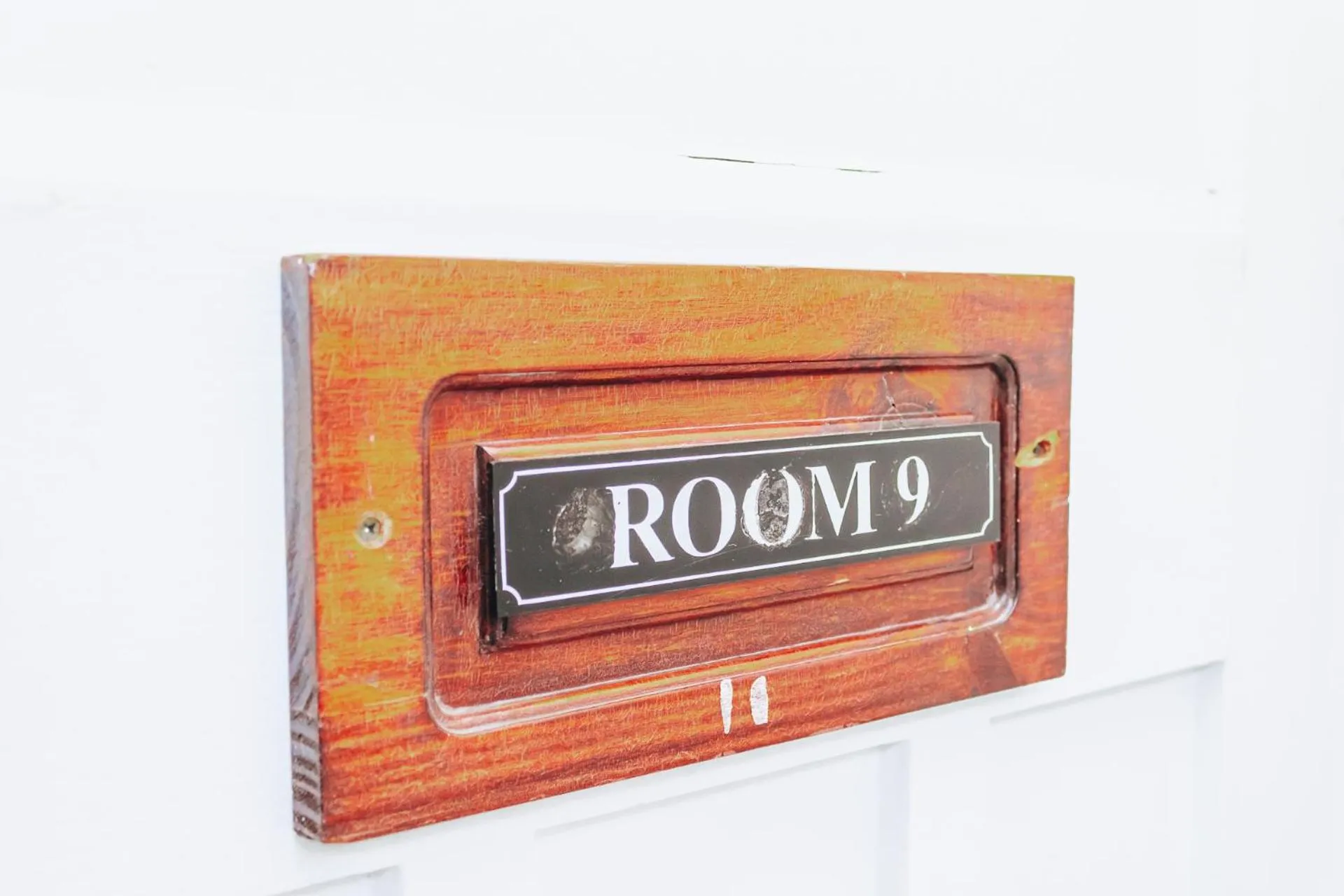 New England Guest House by Ilawu