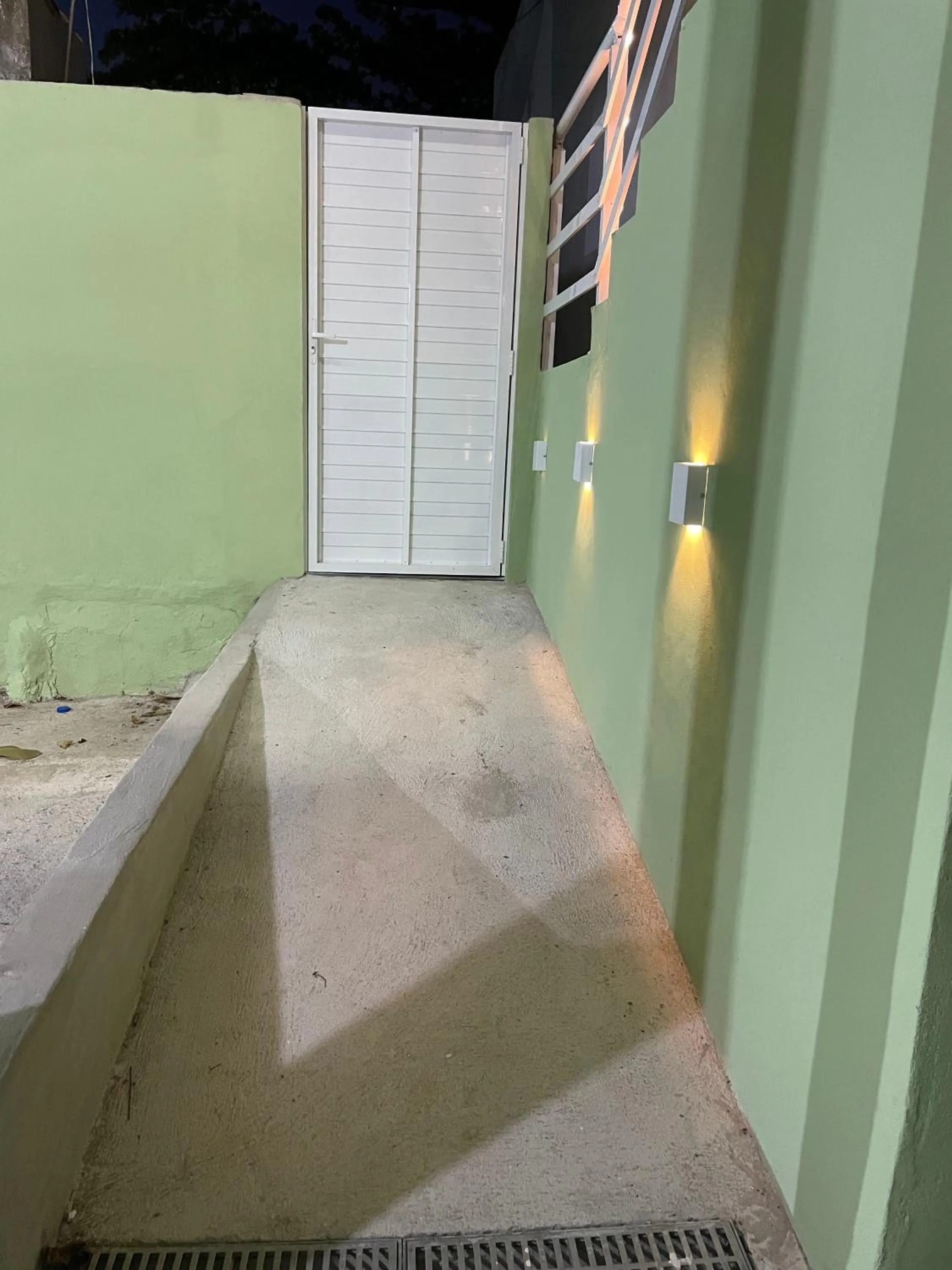 Facade/entrance in Arraial Temporada - Vá a Pé para a Praia