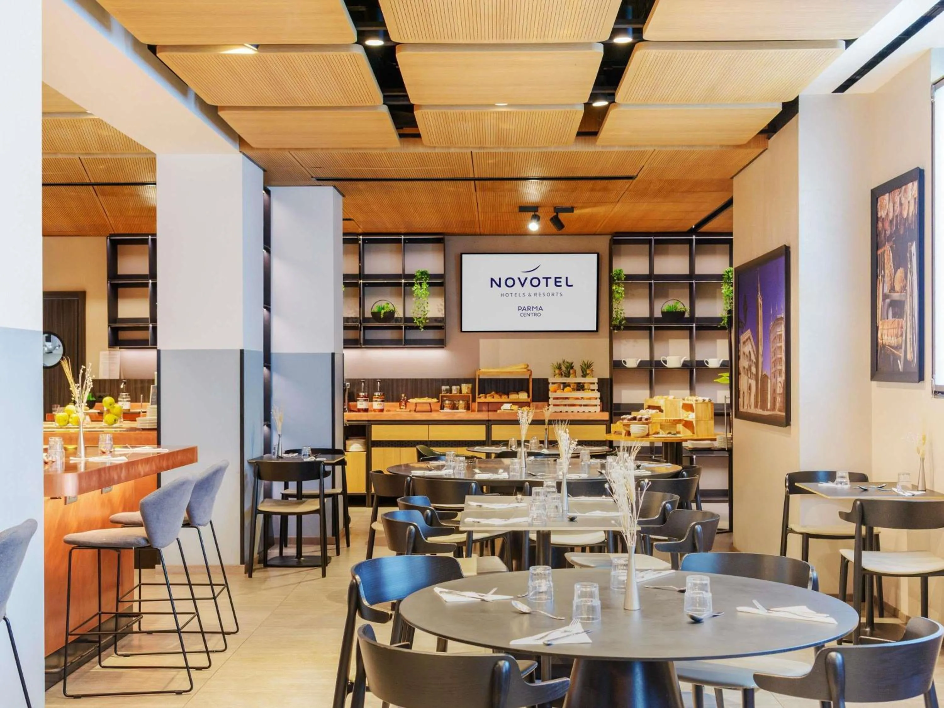 Property building in Novotel Parma Centro