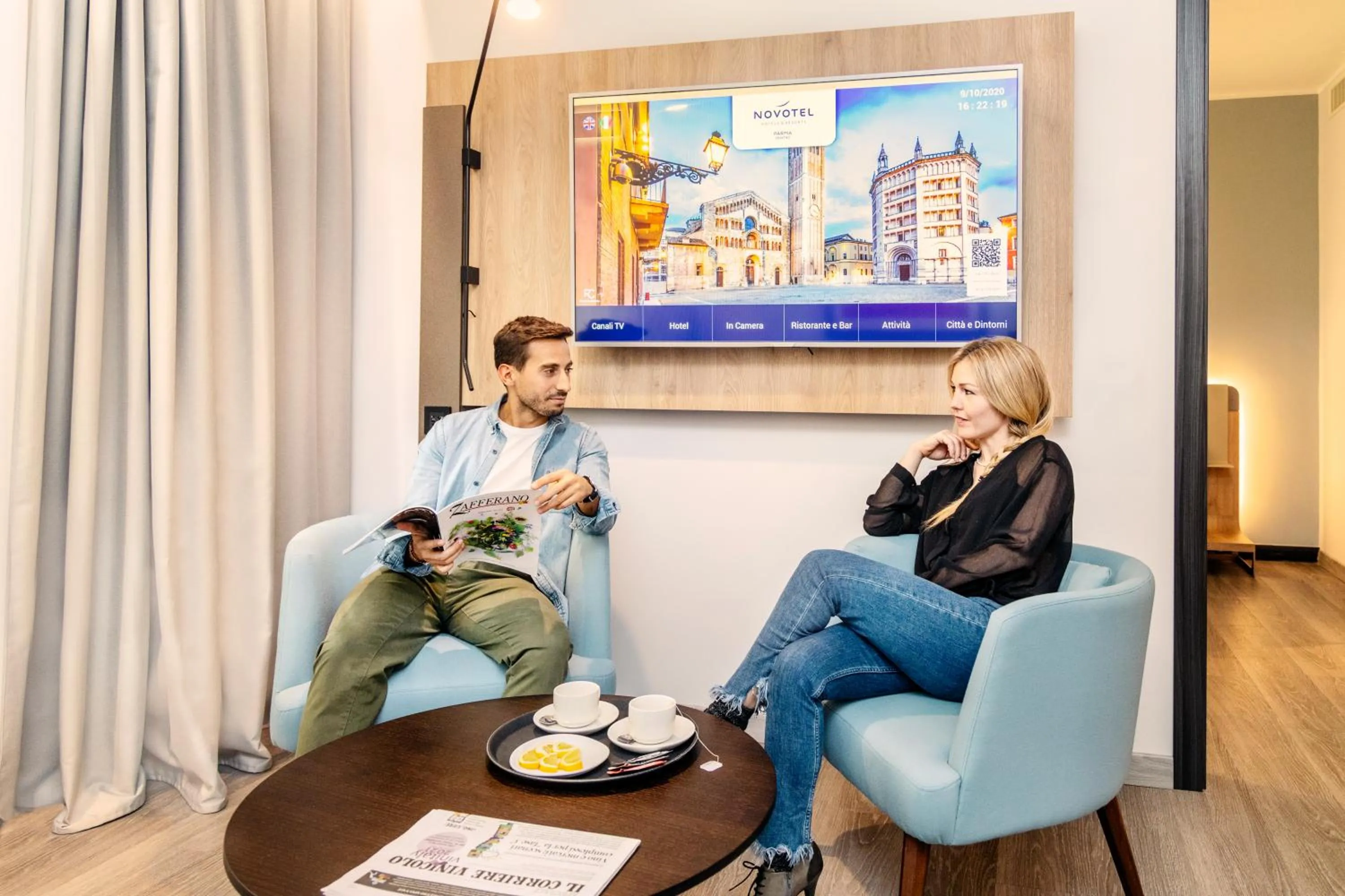 Living room in Novotel Parma Centro