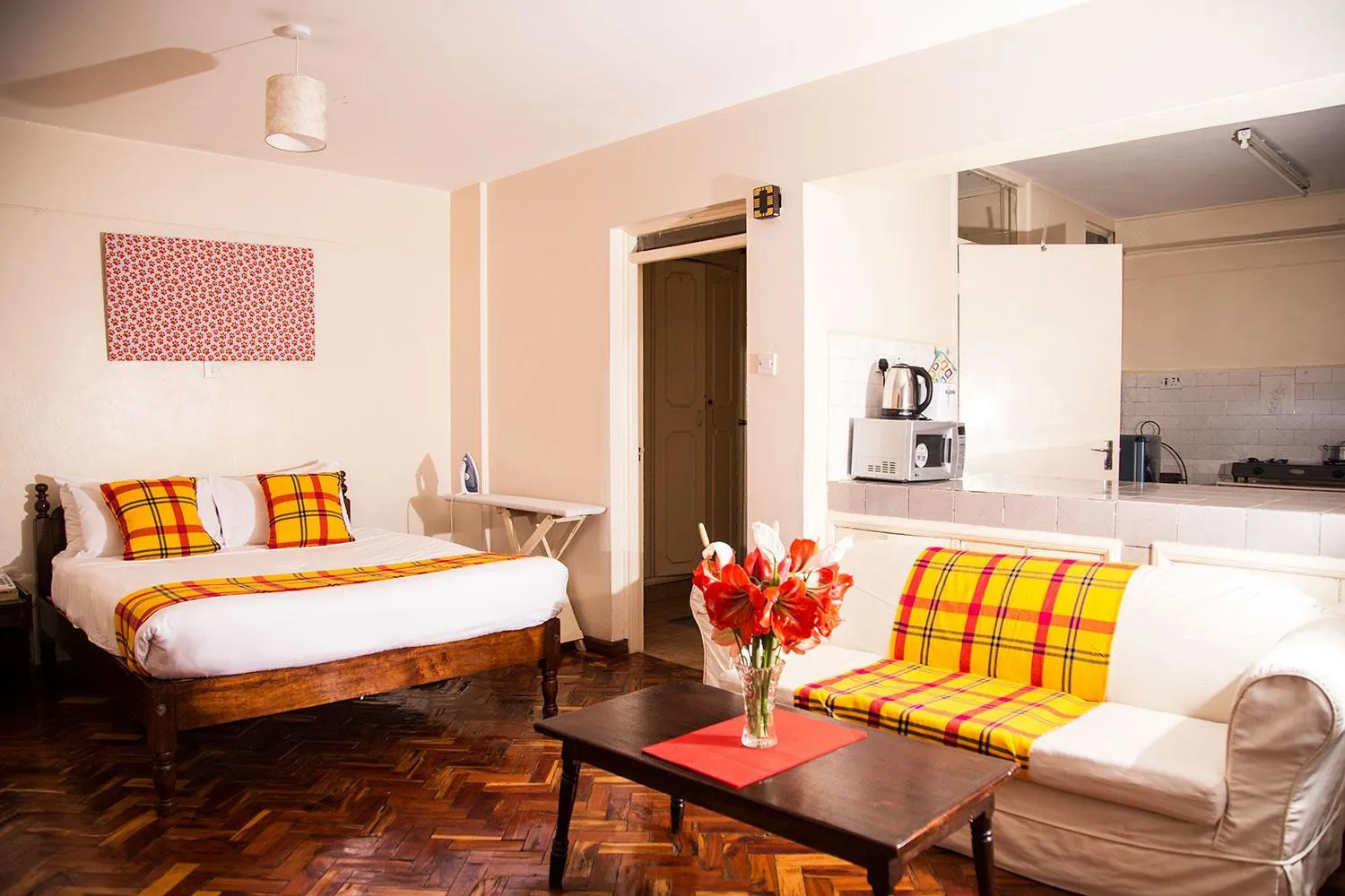 Kitchen or kitchenette, Bed in Njema Court Apartment