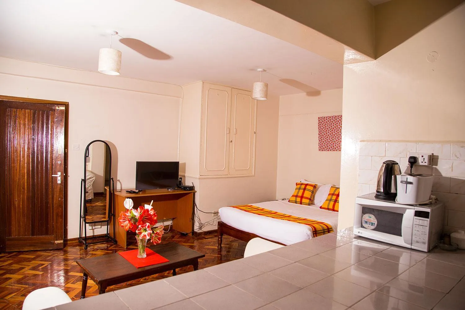 Kitchen or kitchenette in Njema Court Apartment