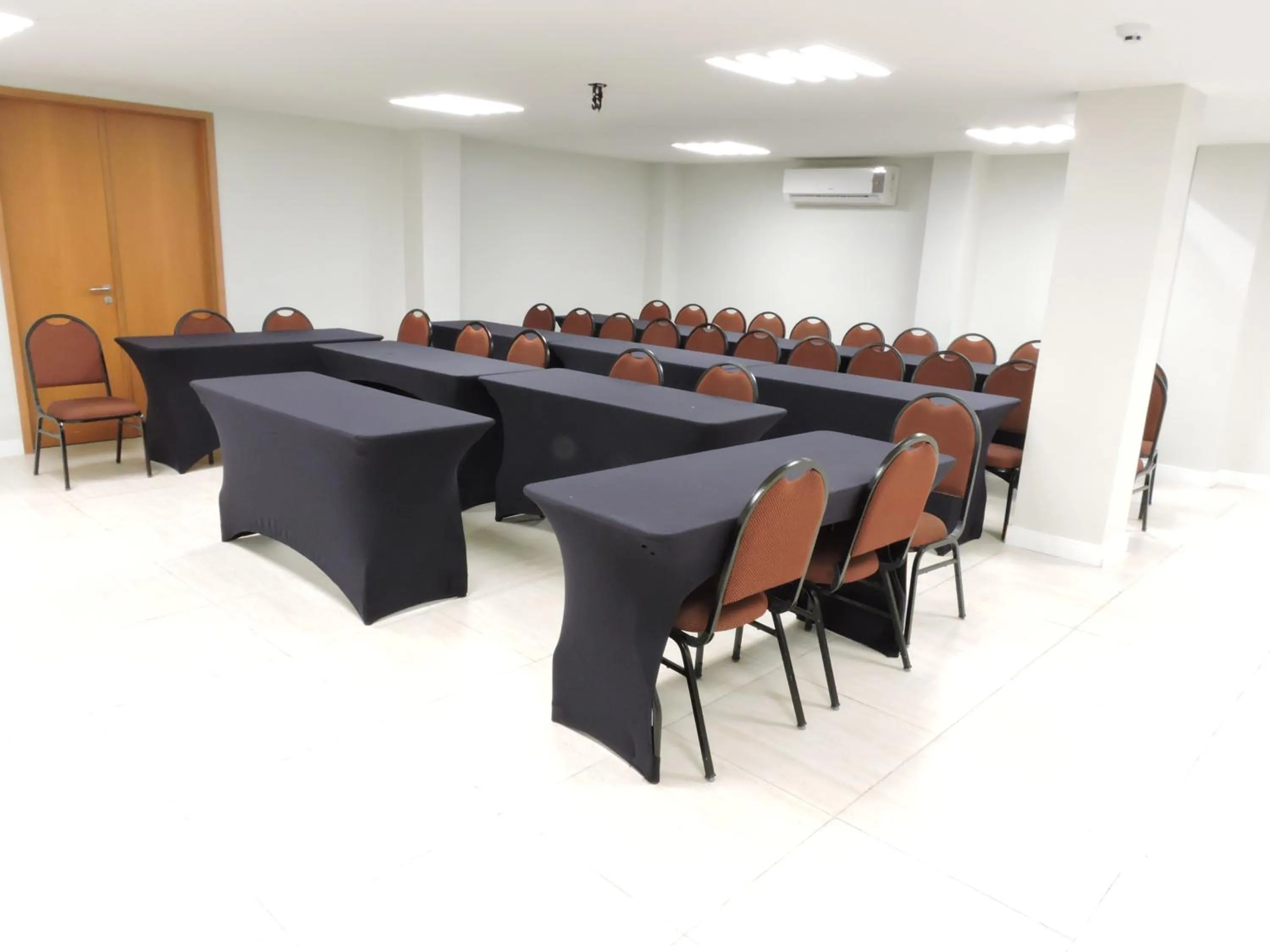 Business facilities in Bristol Umarizal Belem