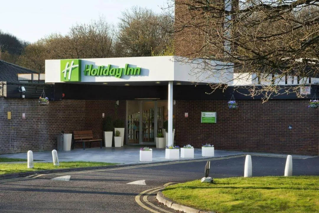 Property building in Holiday Inn Newport by IHG