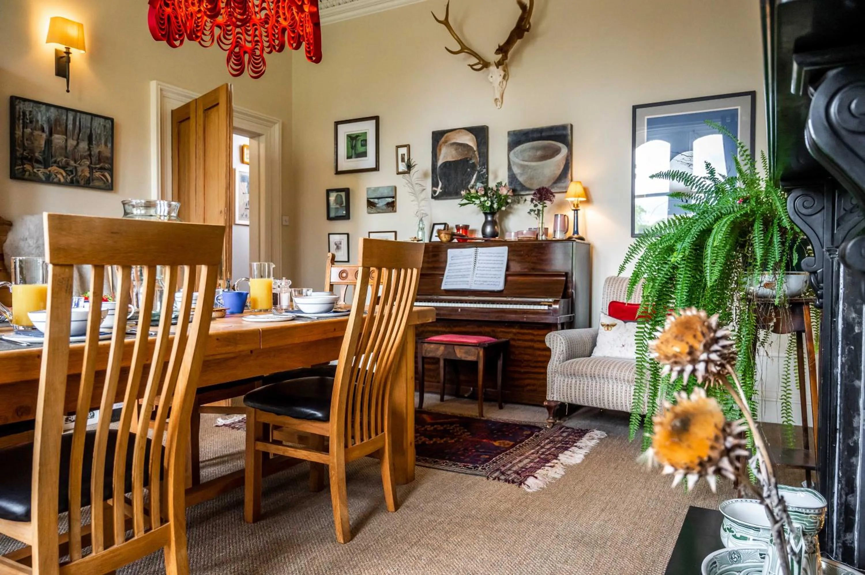 Dining area in Washington House