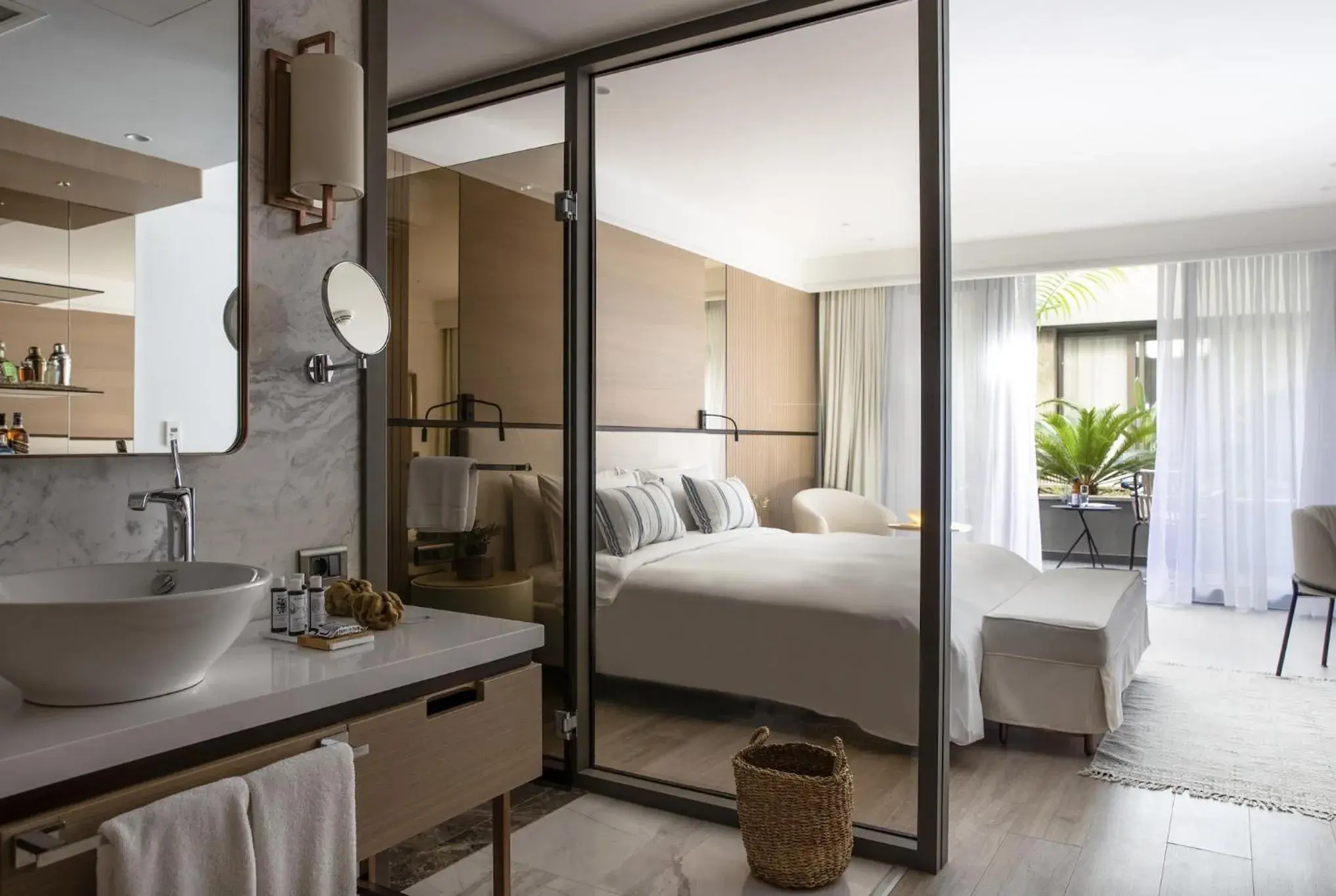 Deluxe Atrium View Room in METT Hotel & Beach Resort Bodrum Deluxe Atrium View Room in METT Hotel & Beach Resort Bodrum