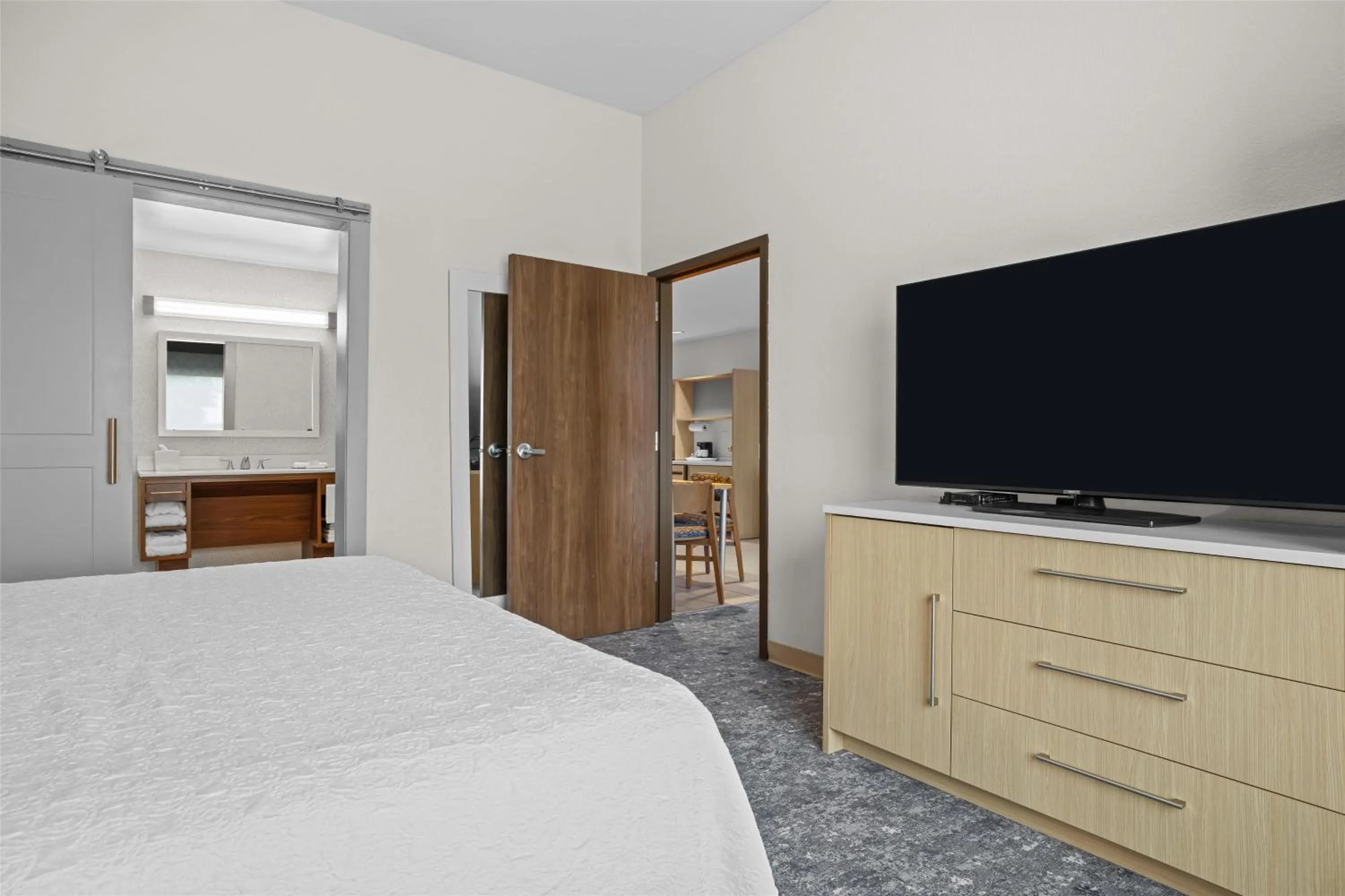 Bed in Home2 Suites By Hilton Pigeon Forge