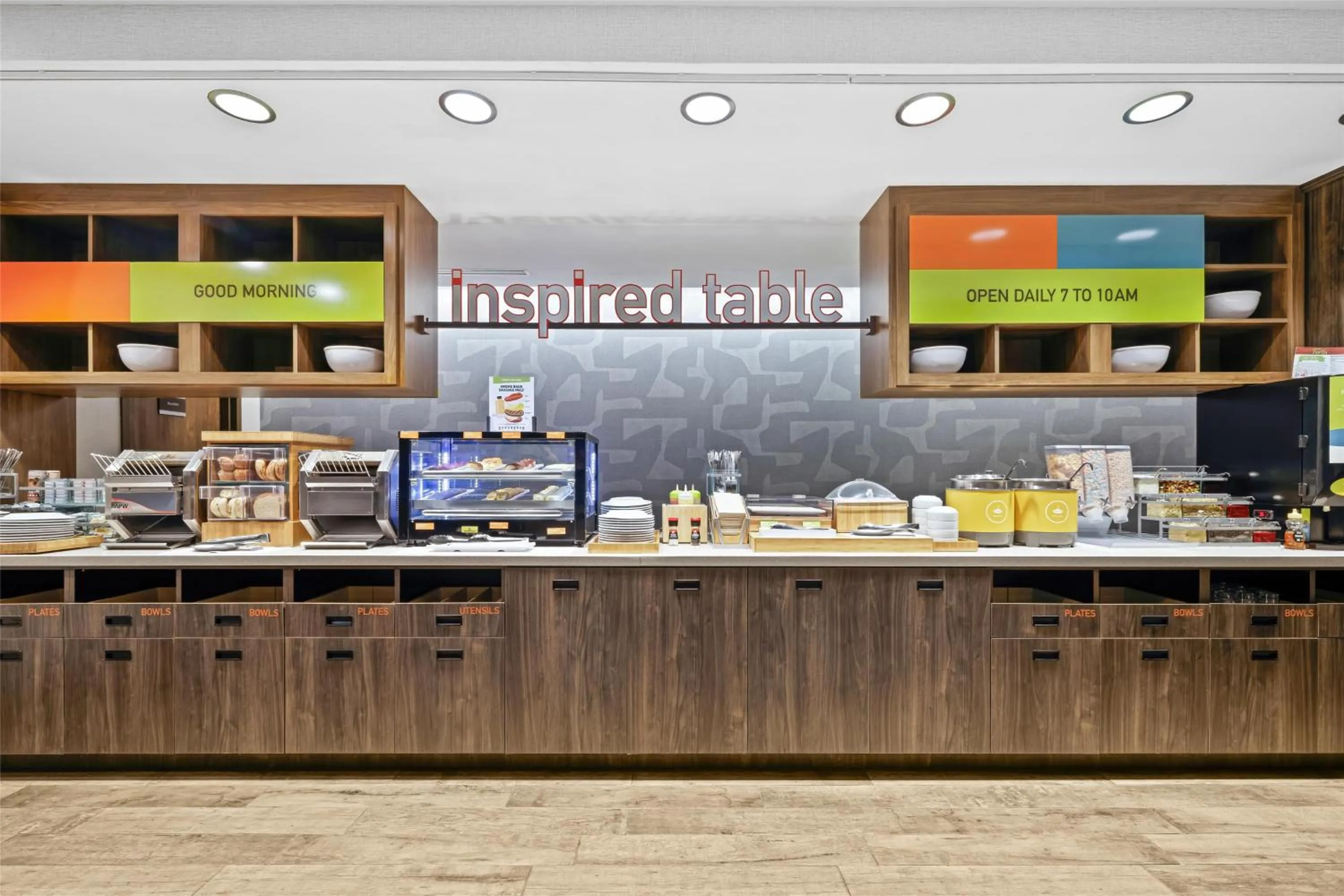 Breakfast in Home2 Suites By Hilton Pigeon Forge