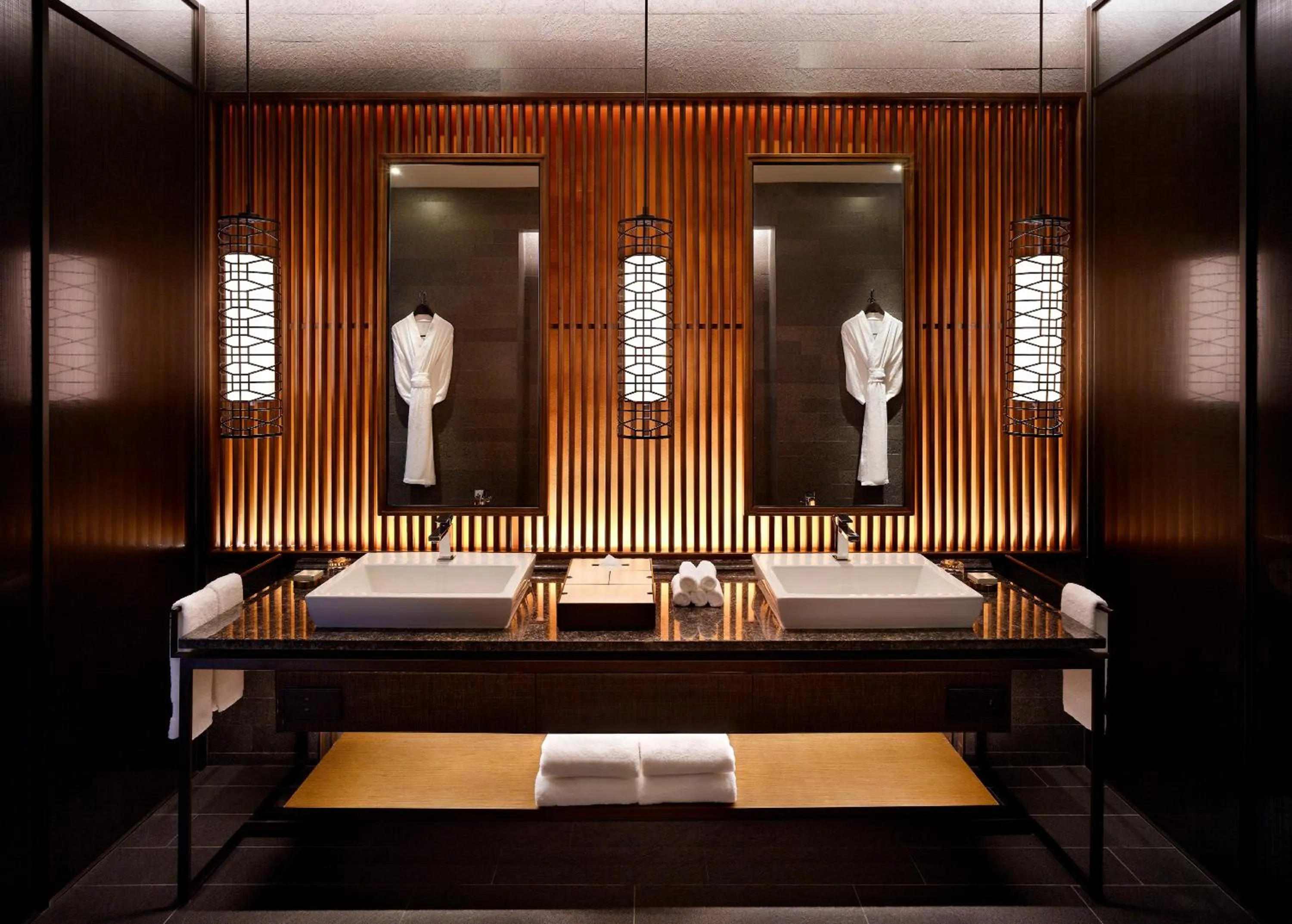 Ananti at Busan Cove