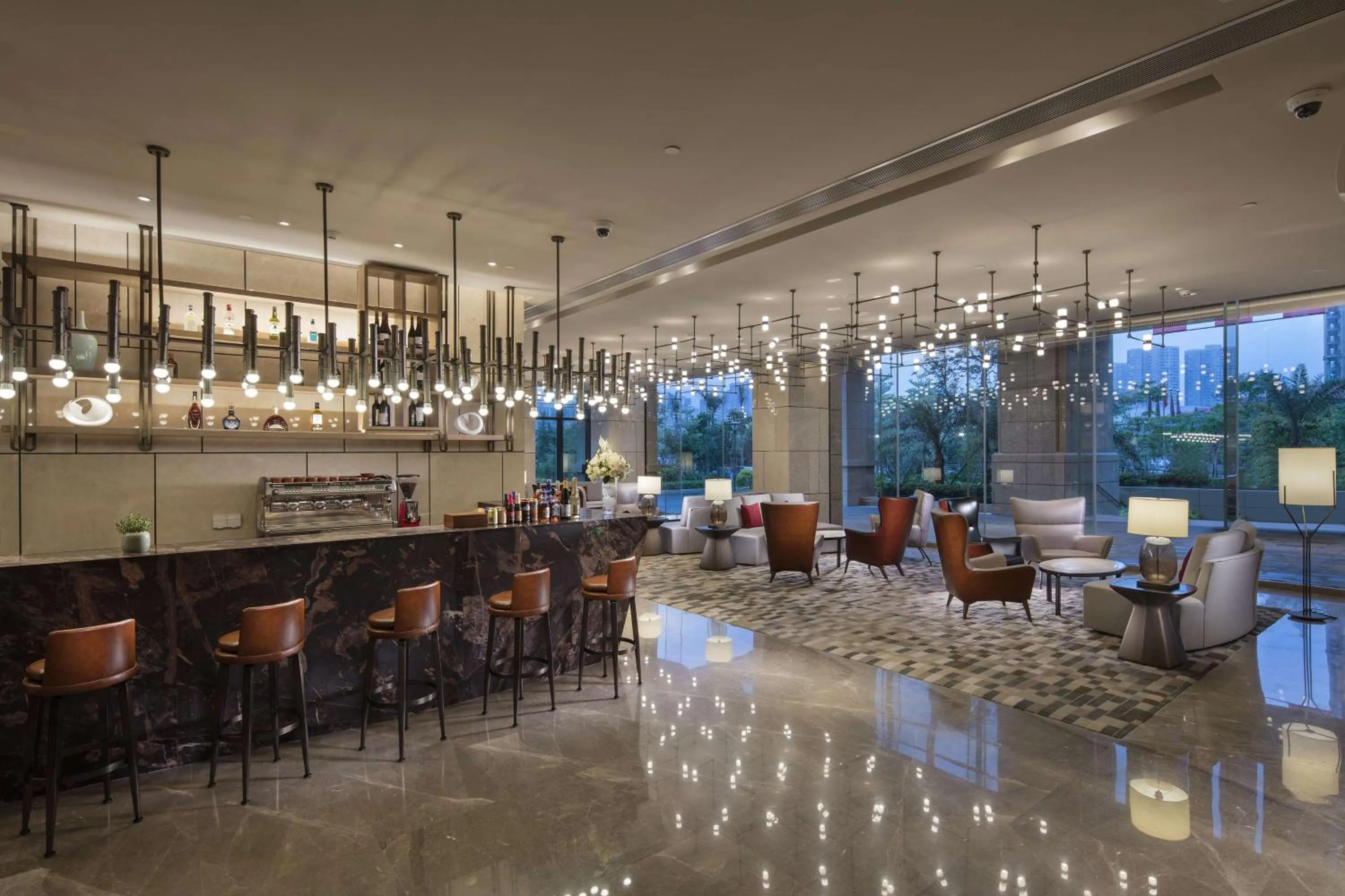 Lounge or bar in DoubleTree By Hilton Xiamen-Haicang