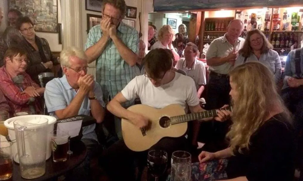 Evening entertainment in Cadgwith Cove Inn