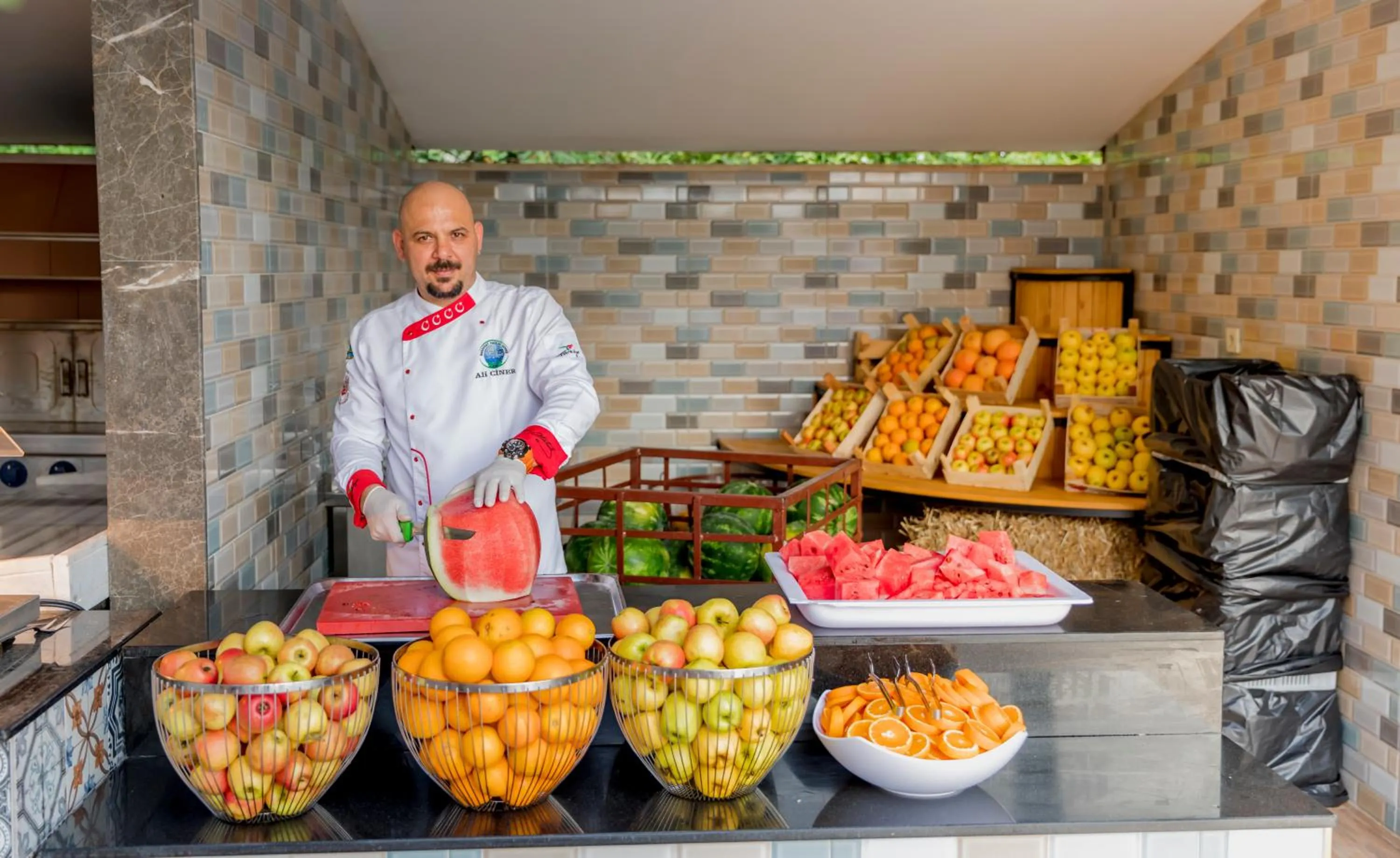 Food and drinks in Holiday Park Resort - Ultra All İnclusive