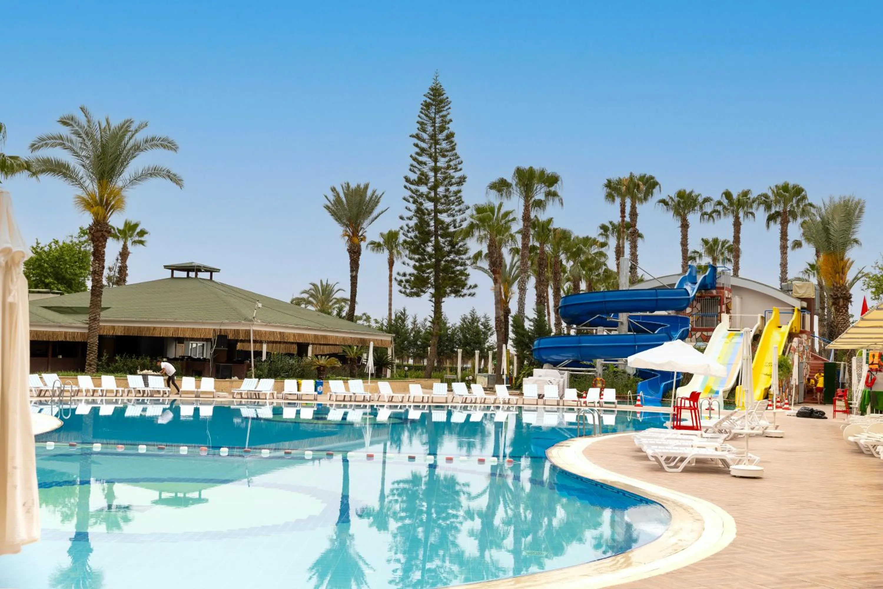 Pool view in Holiday Park Resort - Ultra All İnclusive