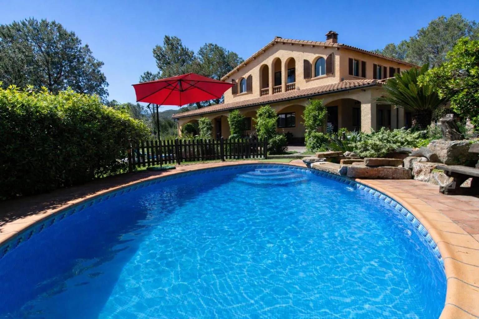 Catalunya Casas Peaceful Perfection , only 30km from Barcelona!