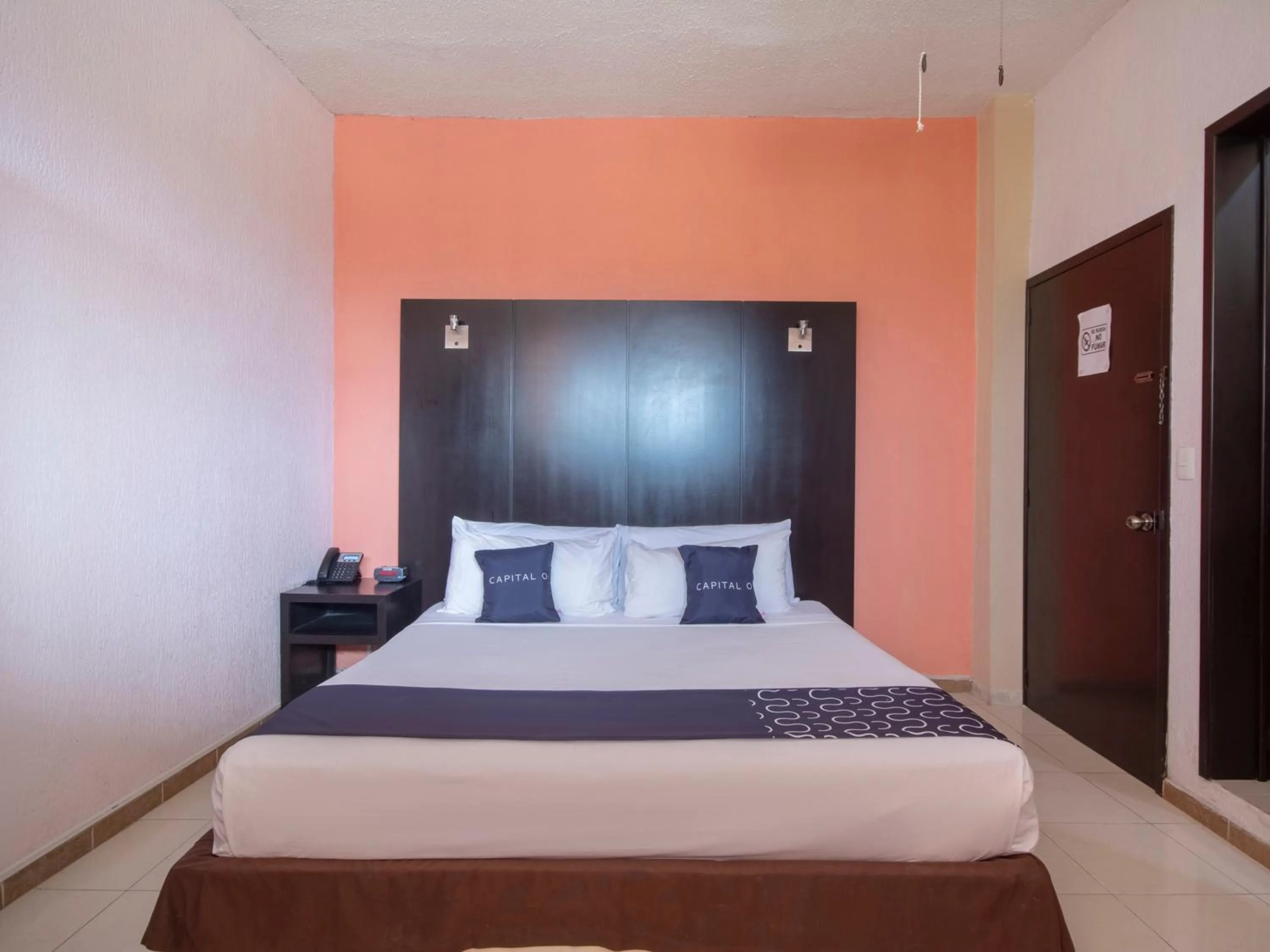 Bedroom, Bed in Hotel Spa Shalam