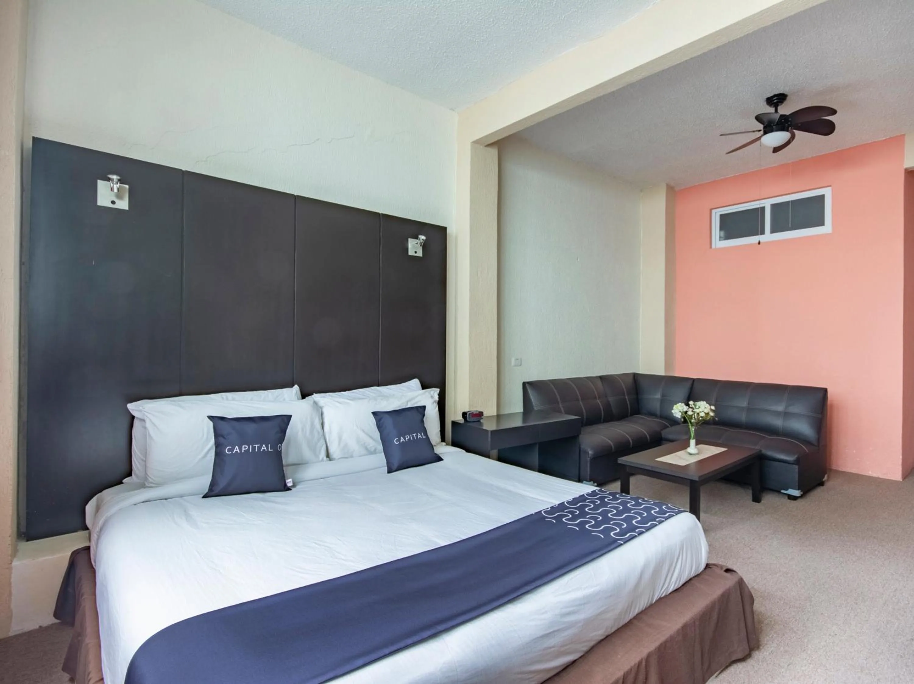 Bedroom, Bed in Hotel Spa Shalam