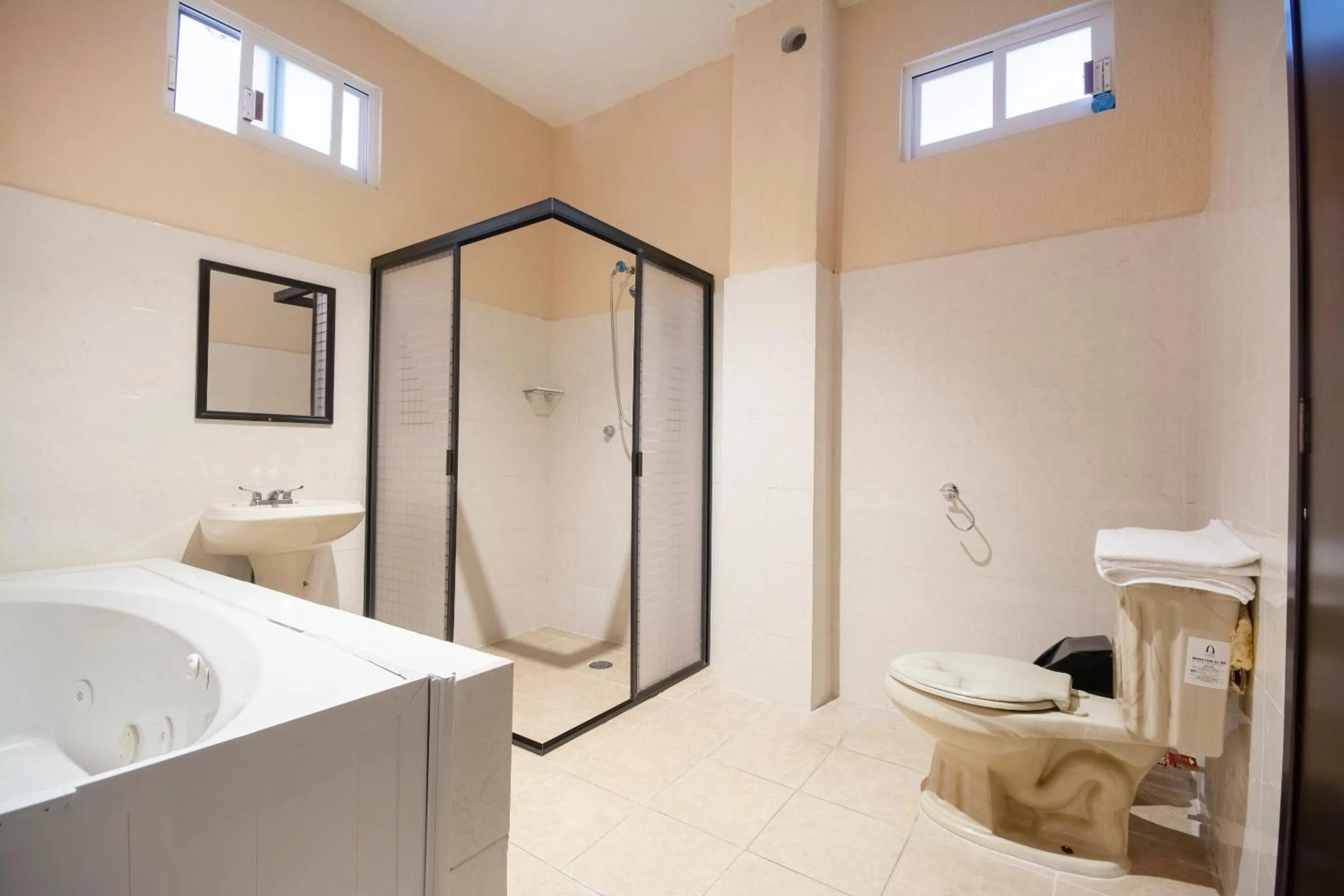 Bathroom in Hotel Spa Shalam