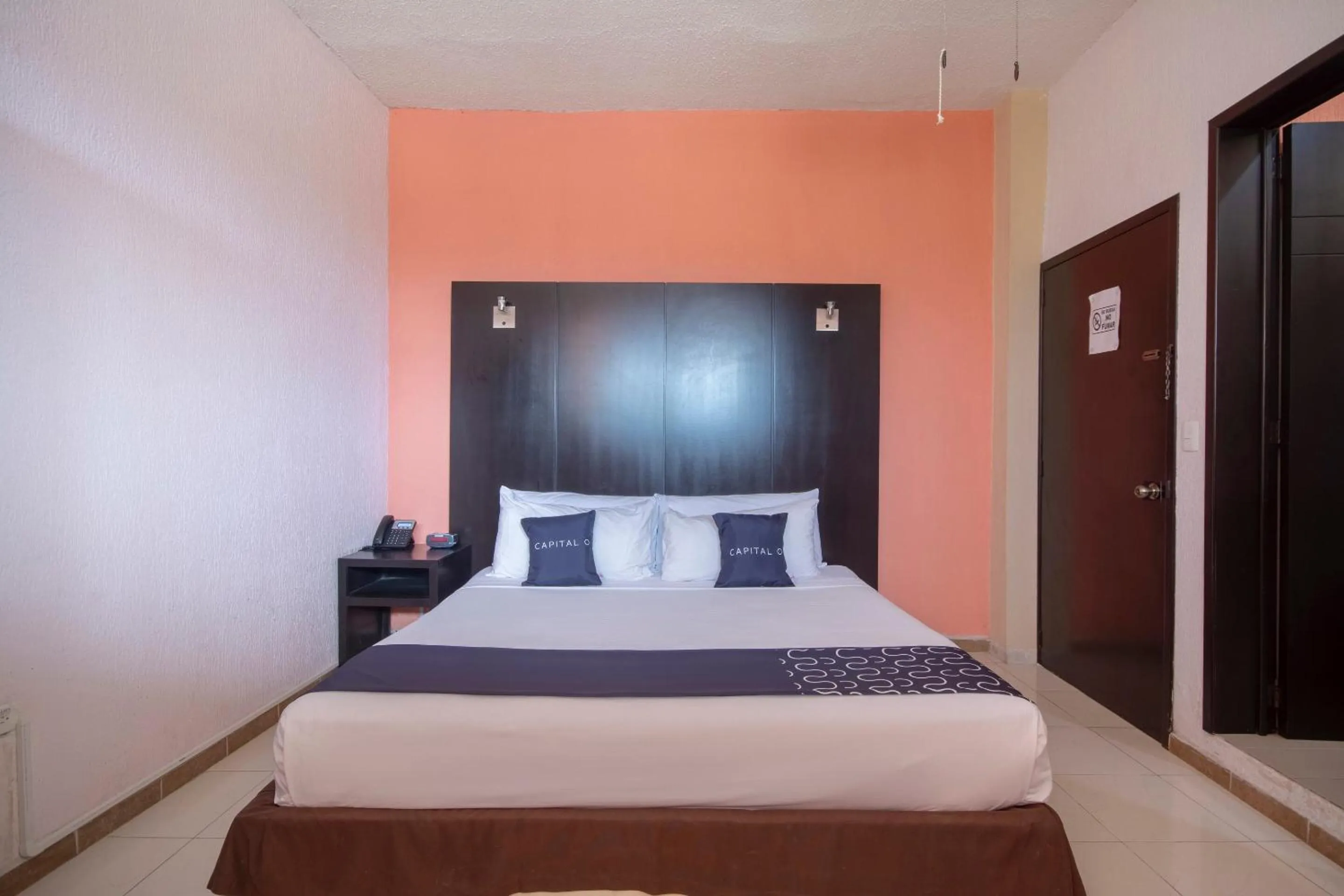 Bedroom, Bed in Hotel Spa Shalam