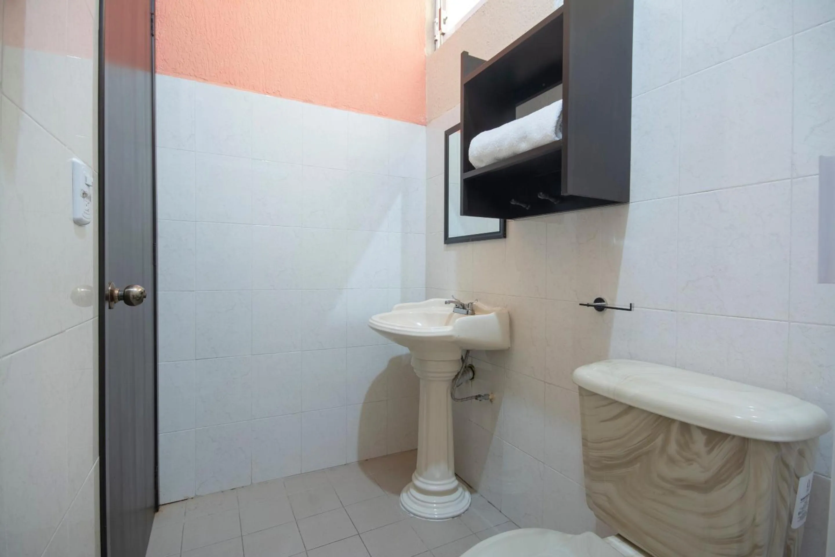 Bathroom in Hotel Spa Shalam