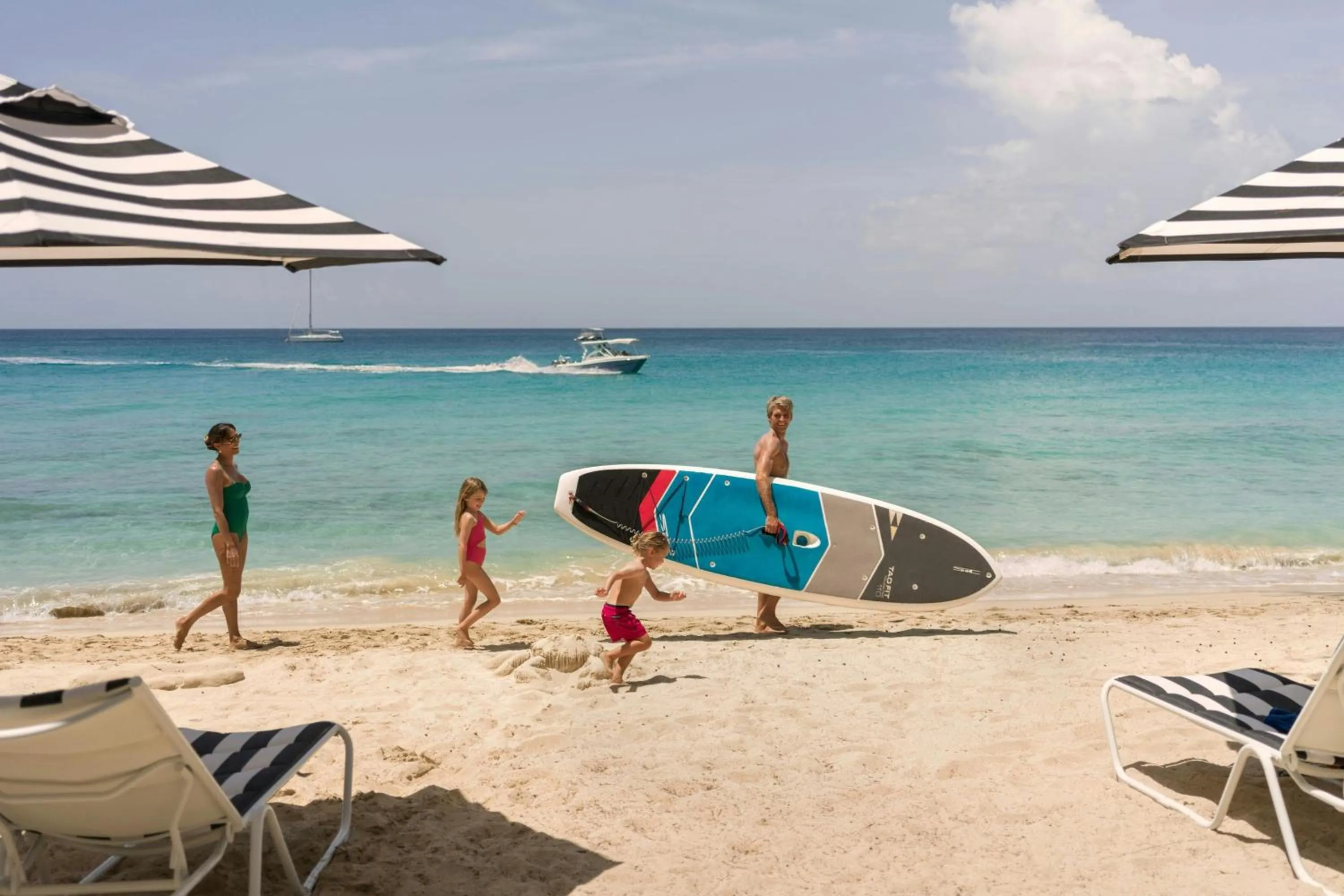 Lounge or bar in Colony Club, a Luxury Collection Resort, Barbados