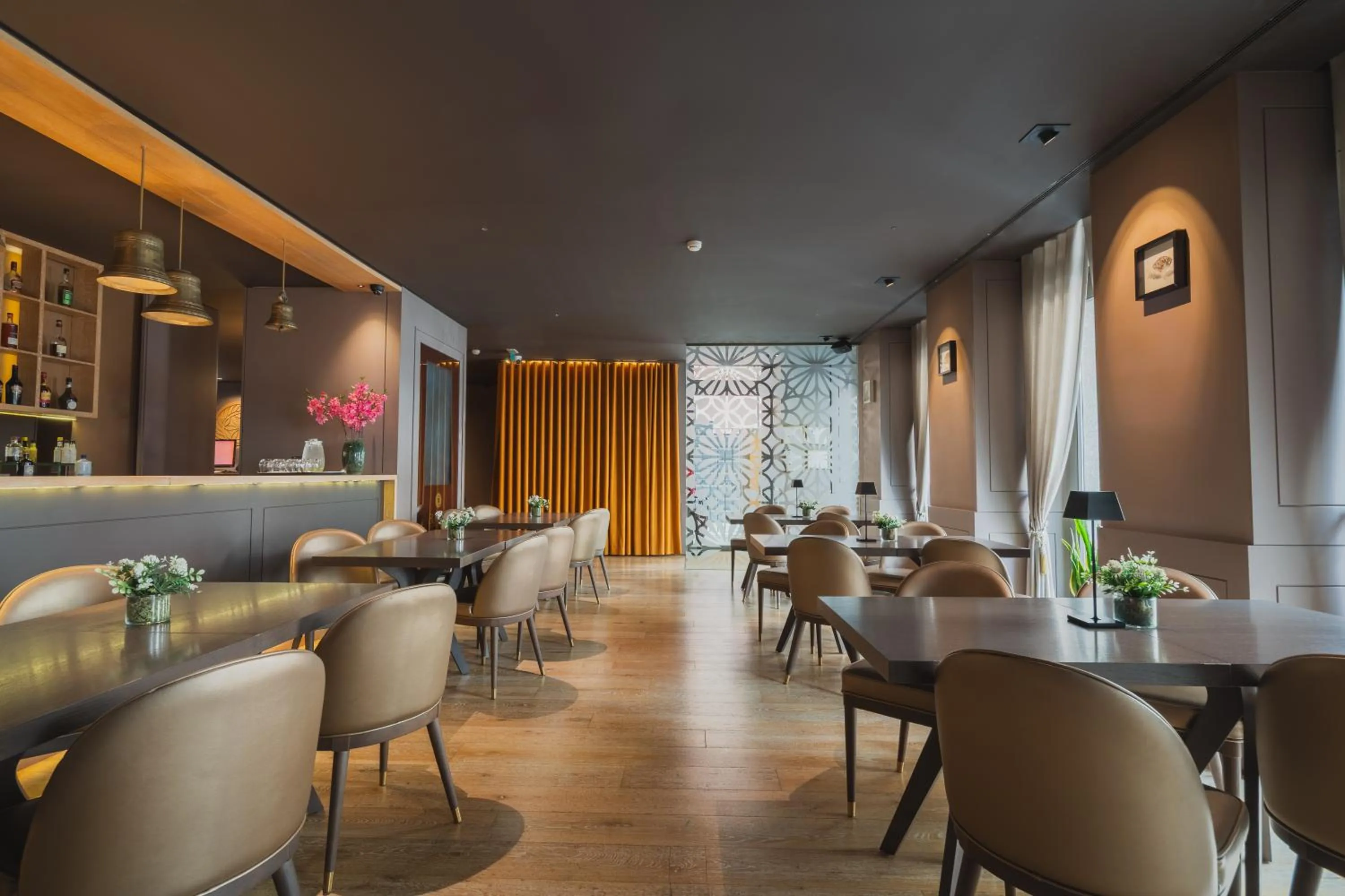 Restaurant/places to eat in Burgus Tribute & Design Hotel