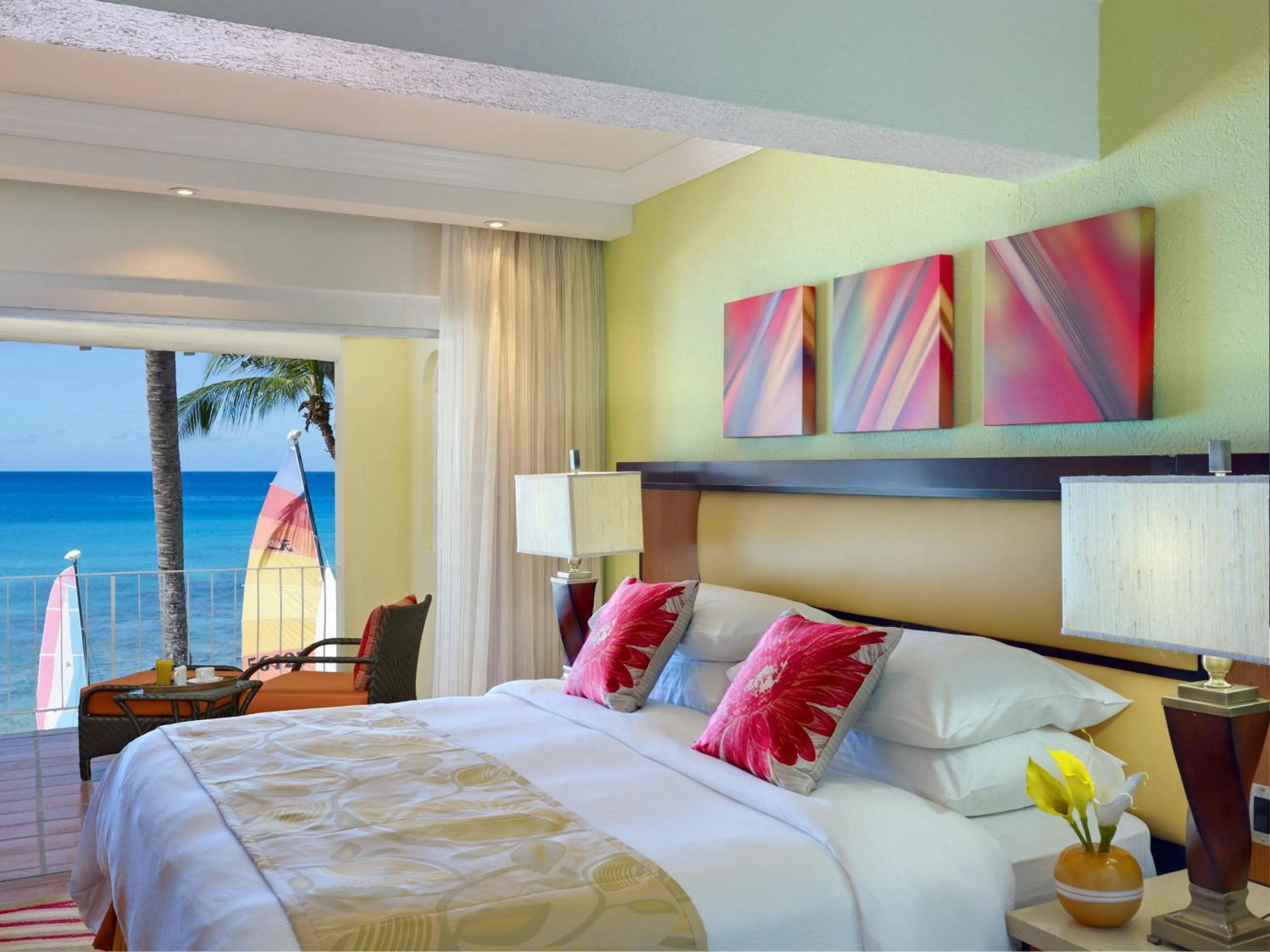 Balcony/Terrace, Bed in Tamarind by Elegant Hotels - All-Inclusive