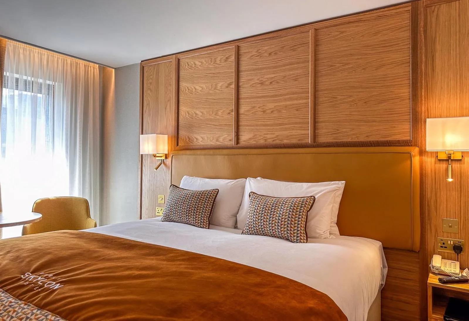 Bed in Dublin Skylon Hotel