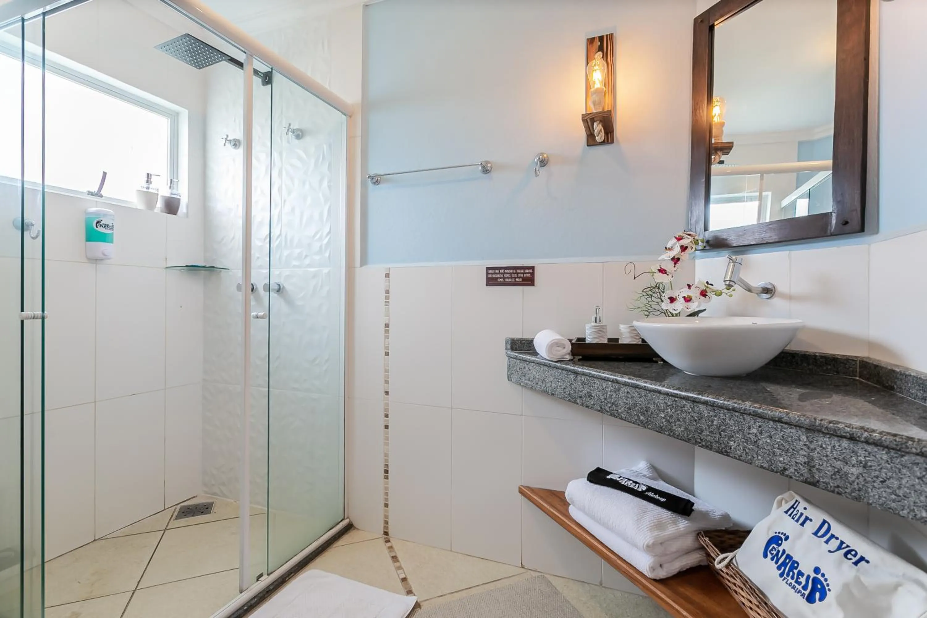 Penareia Floripa Beach Hotel