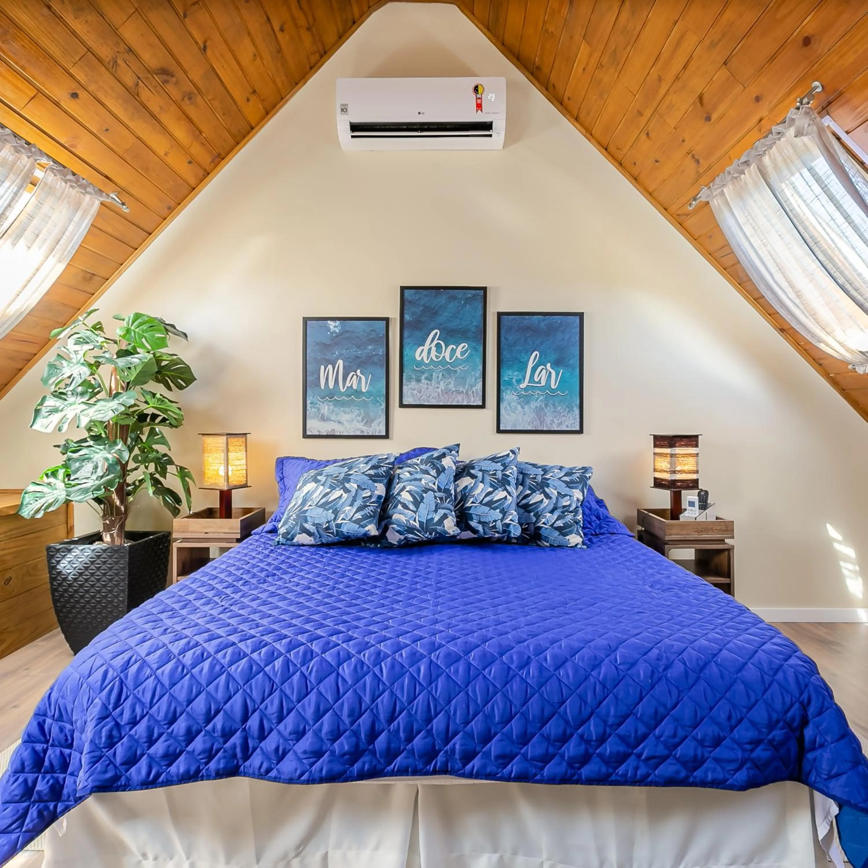 Bed in Penareia Floripa Beach Hotel