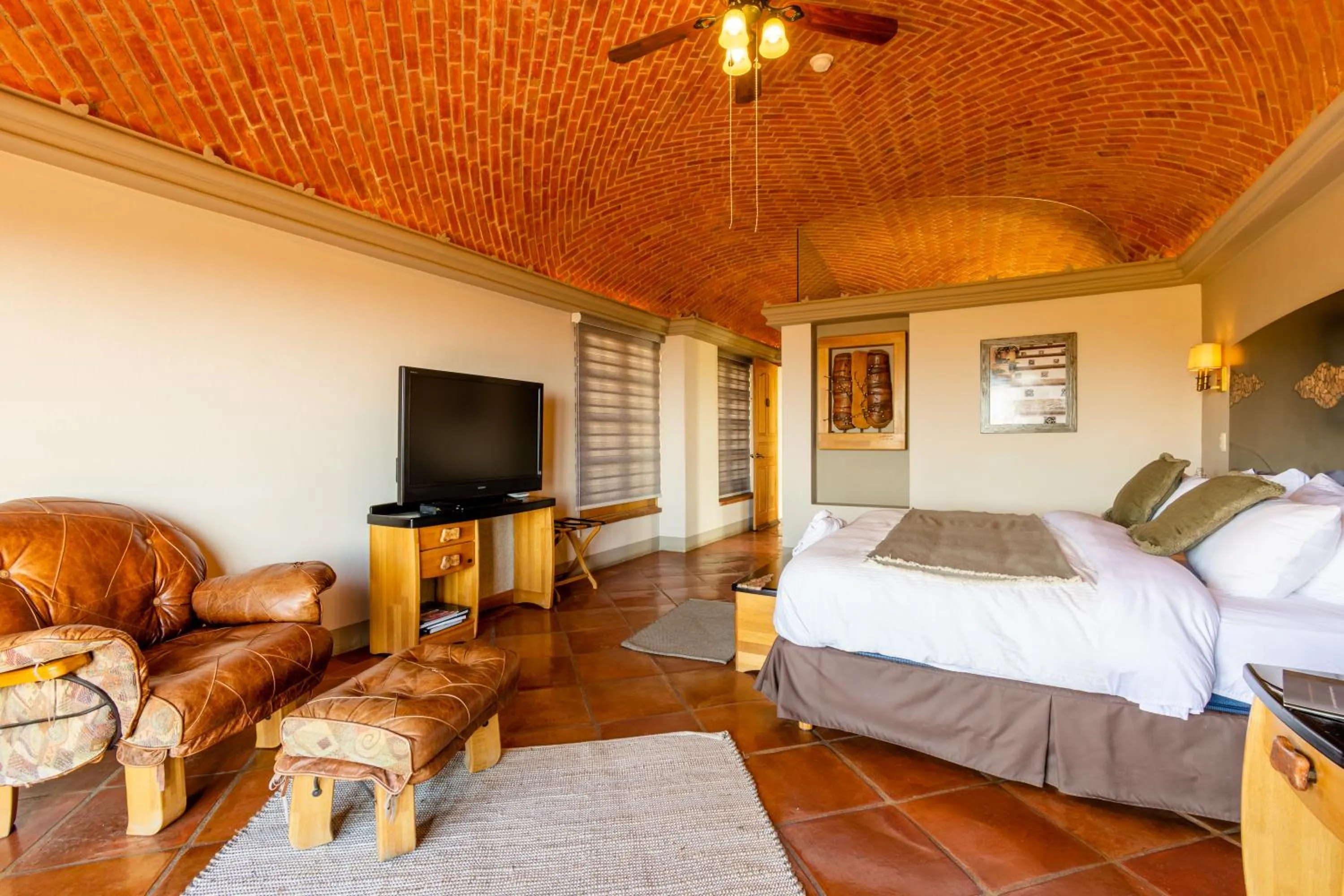 Bed in Hotel Camino de Vinos