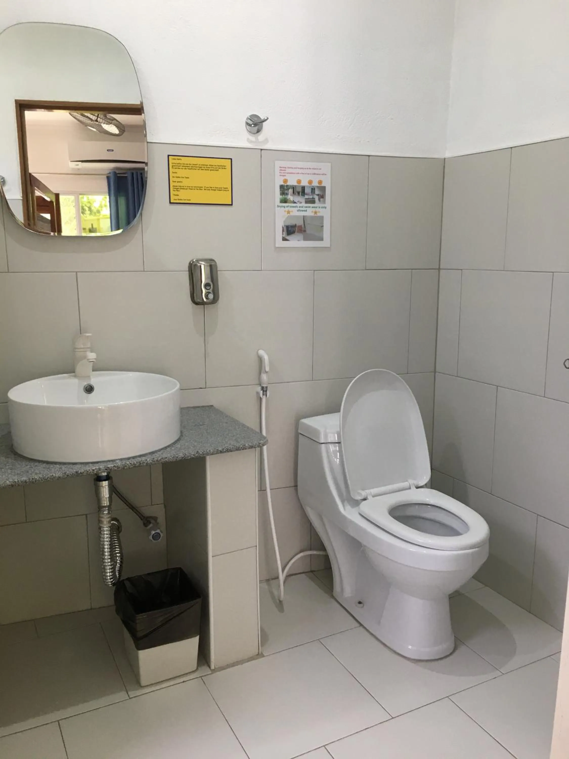 Toilet in Alona Gecko Inn