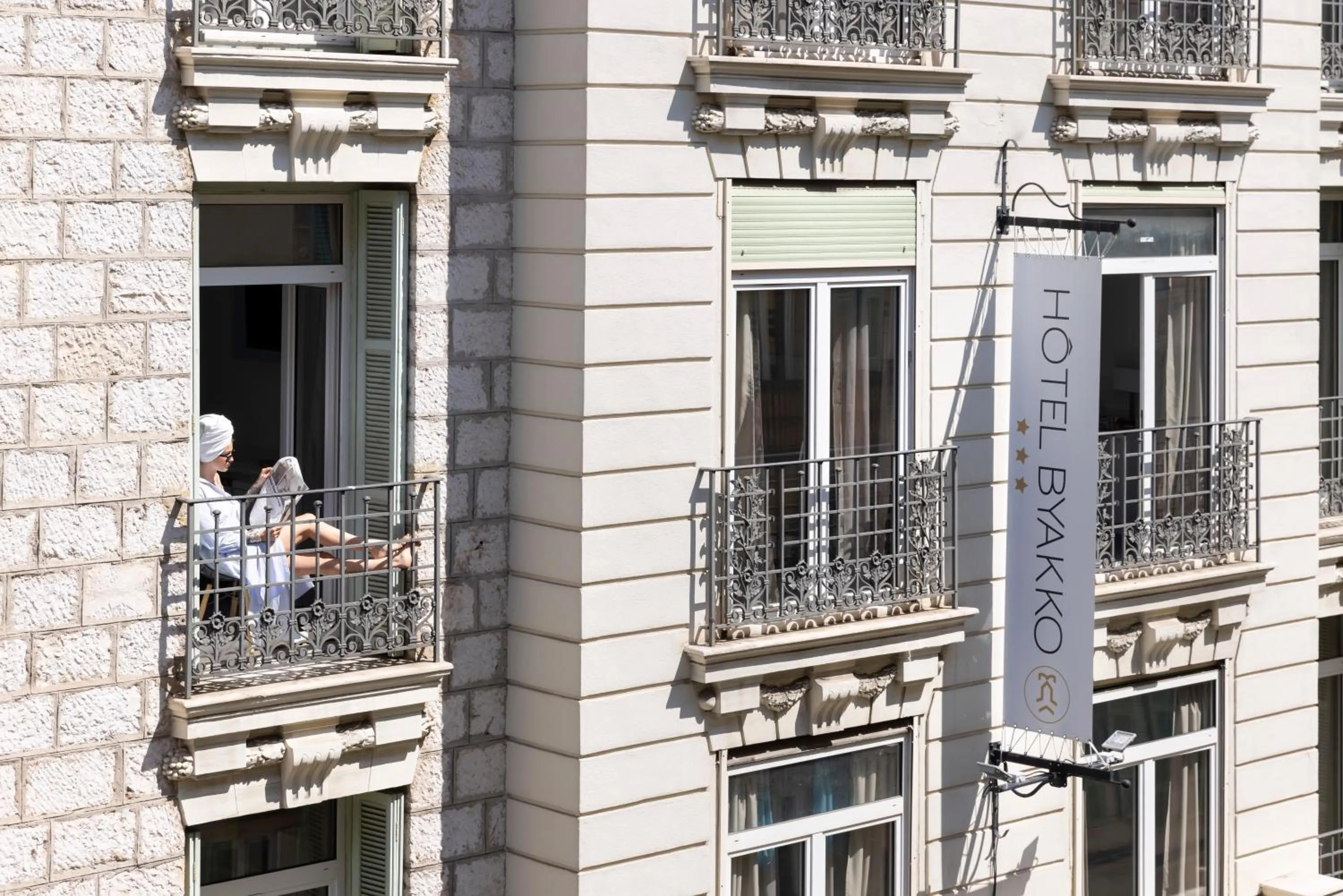 Property building in Hôtel Byakko Nice