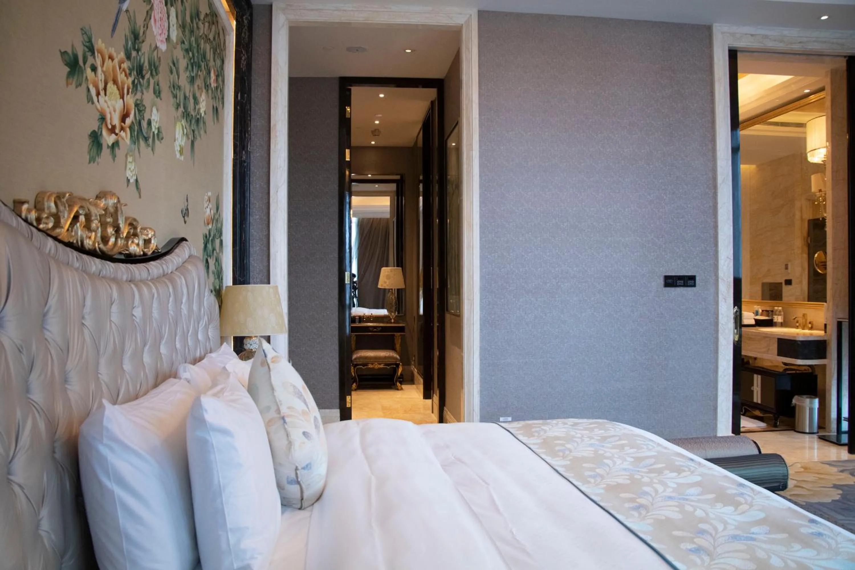 Bed in Wanda Realm Bozhou