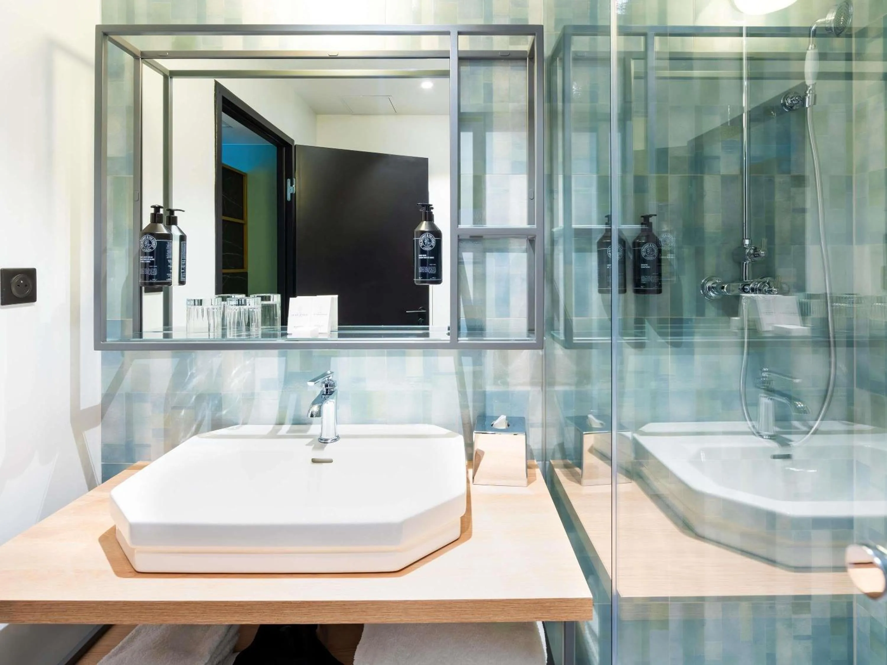 Bedroom in Le Splendid Hotel Lac D'Annecy - Handwritten Collection