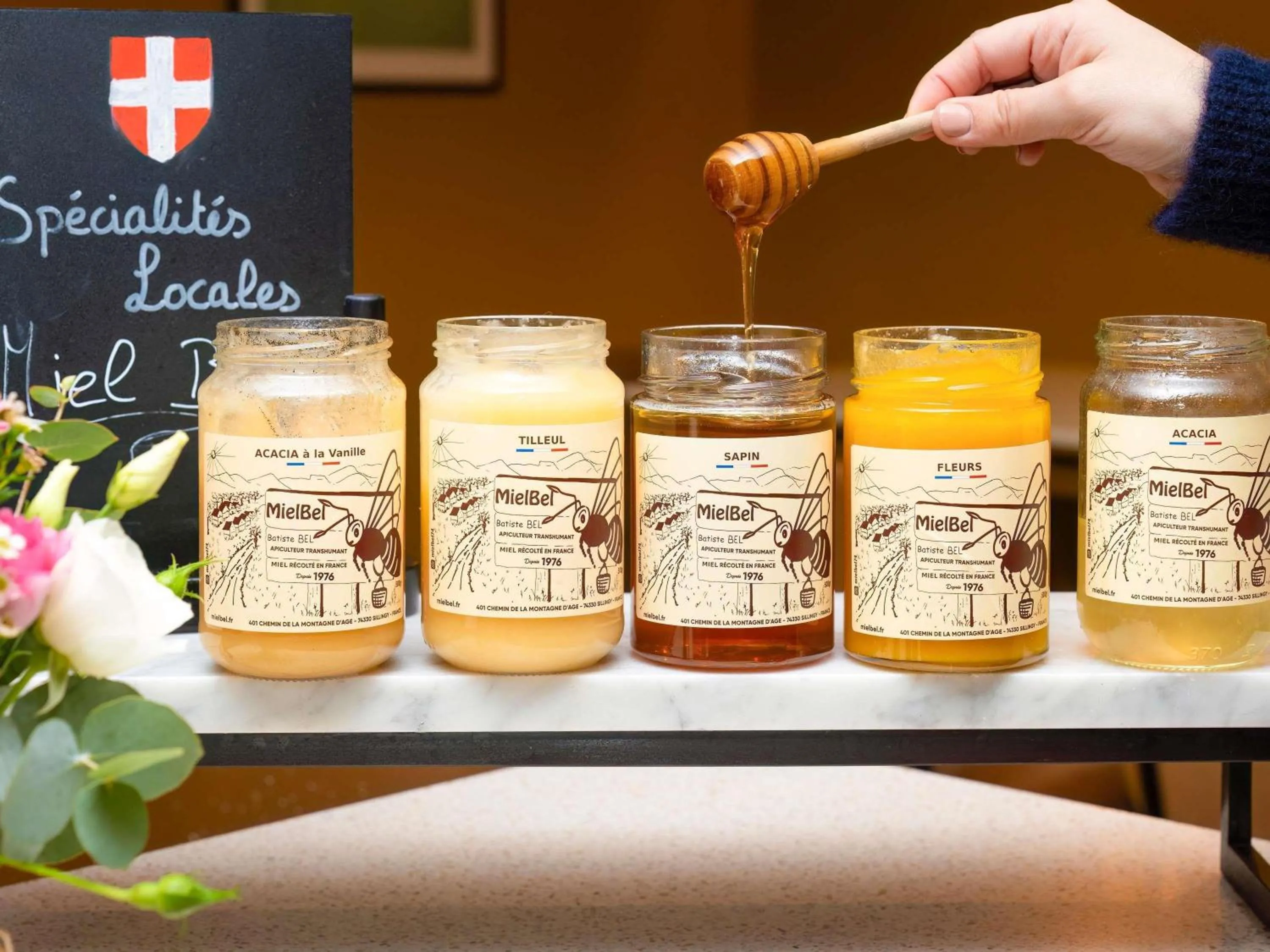 Breakfast in Le Splendid Hotel Lac D'Annecy - Handwritten Collection