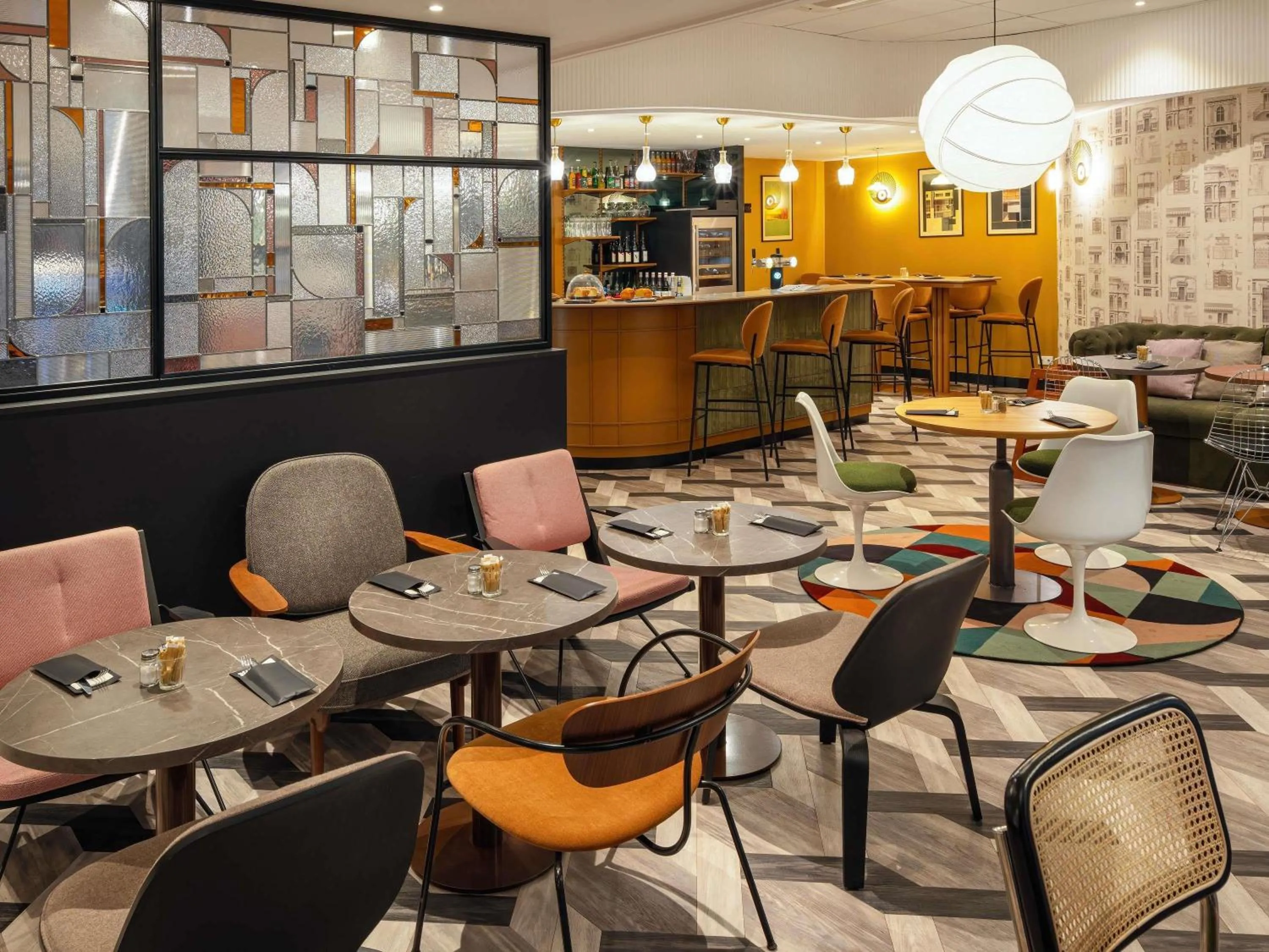 Breakfast in Le Splendid Hotel Lac D'Annecy - Handwritten Collection