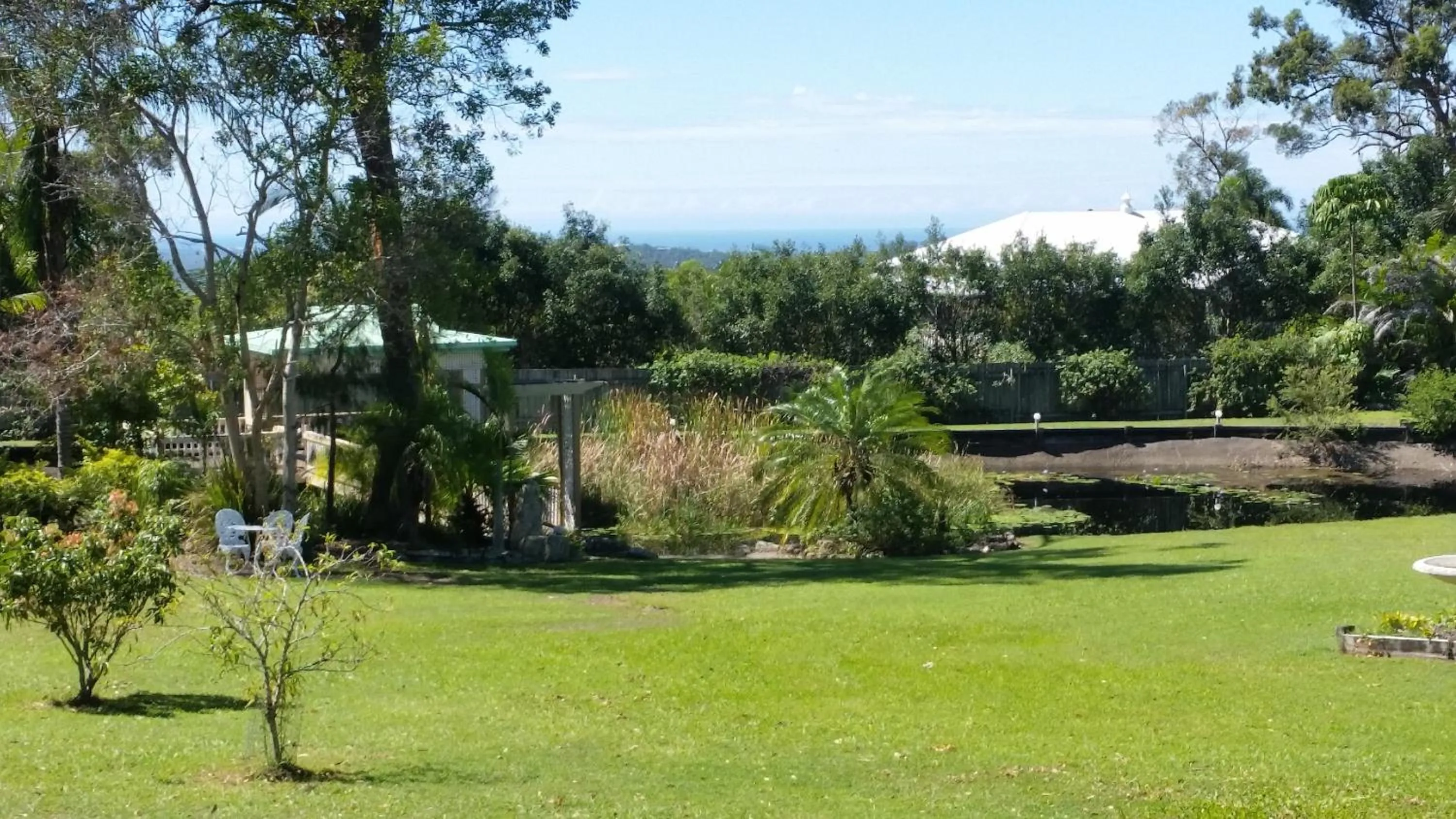 Natural landscape in Hilltop Hideaway