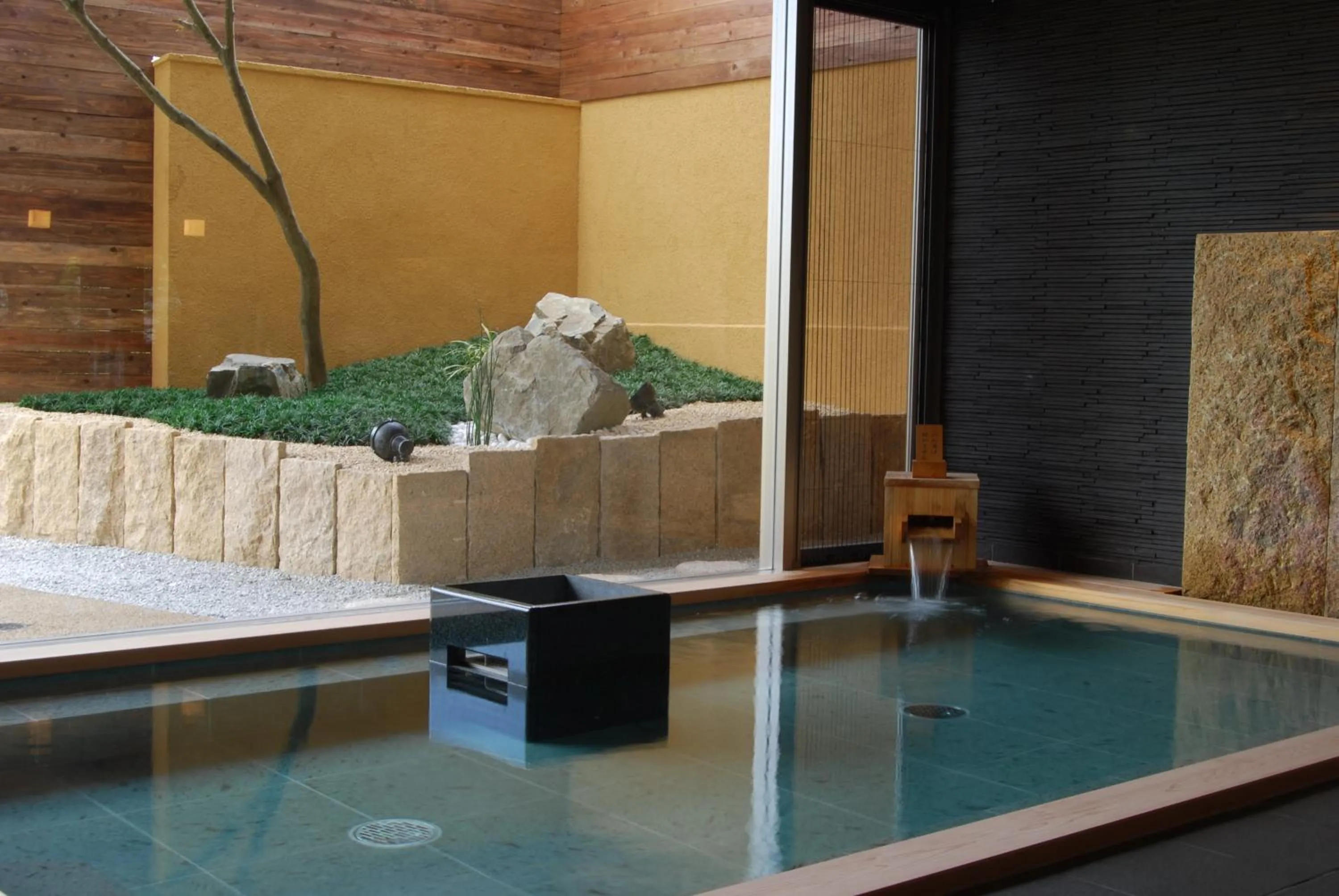 Public Bath in 山荘 風の杜 Sanso Kazenomori