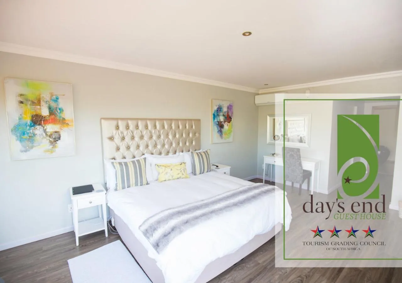 View (from property/room), Bed in Day's End Guest House