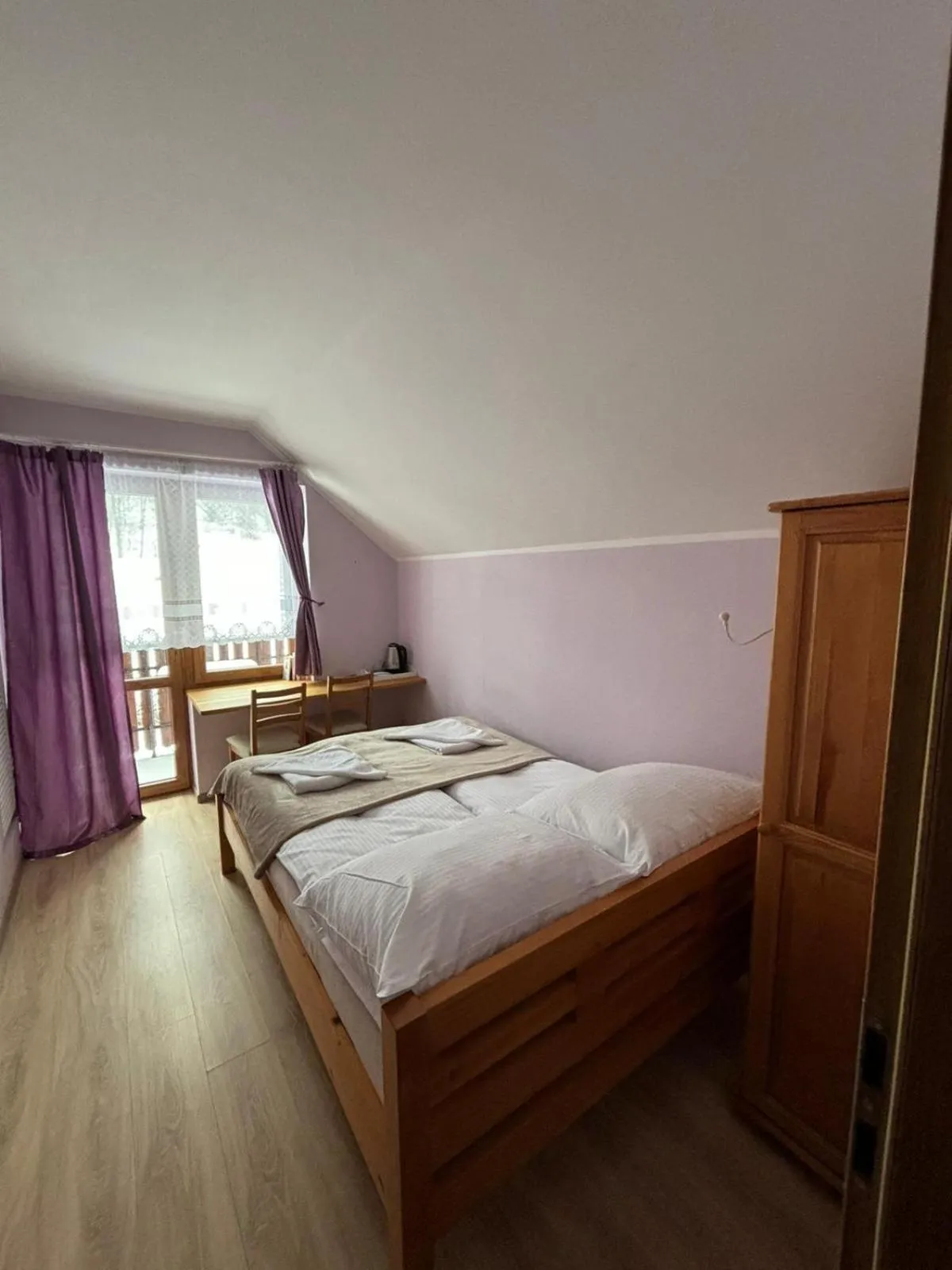 Bed in Jaśminowe Ogrody