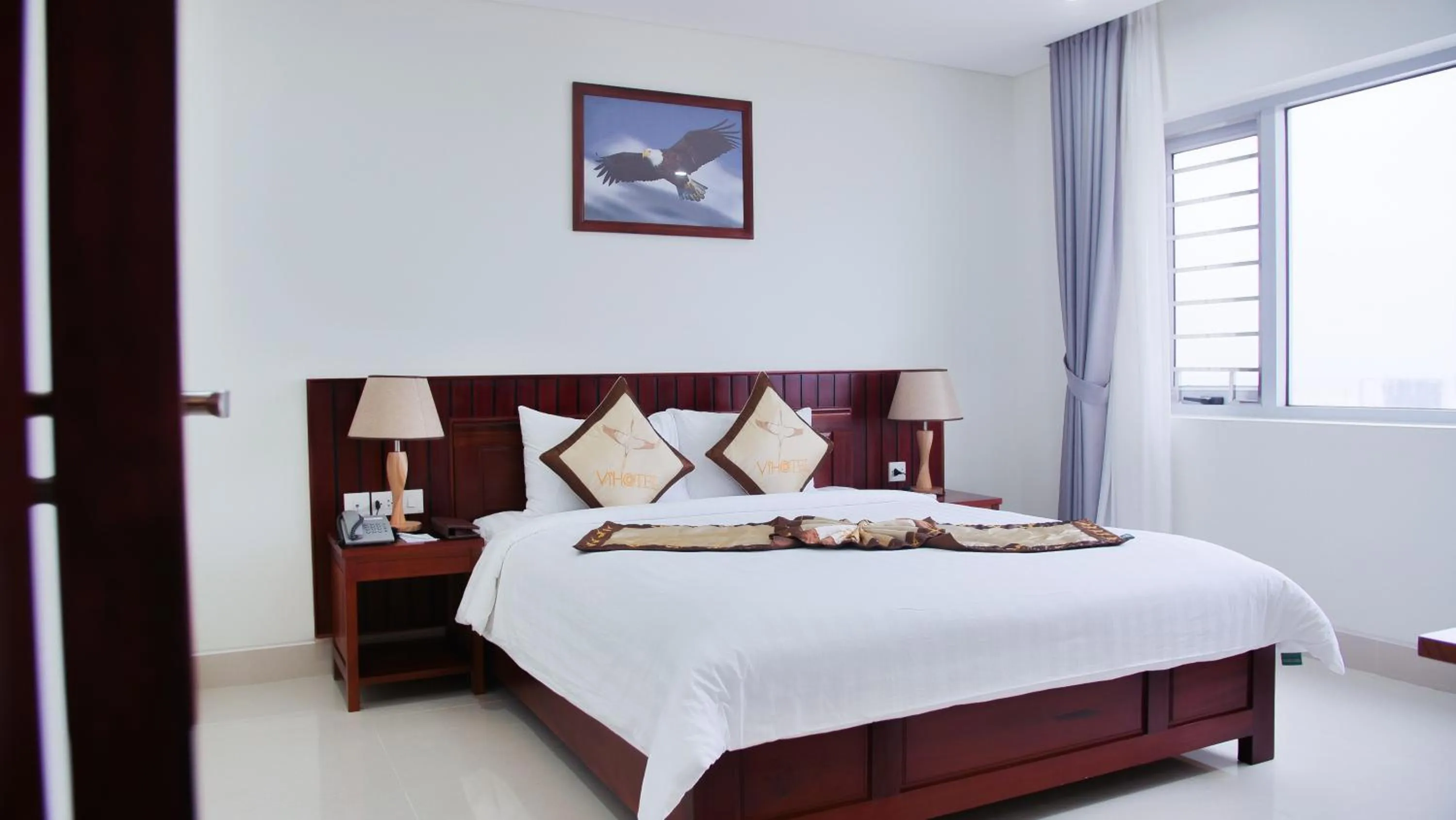Bed in Vinh Hoang Hotel