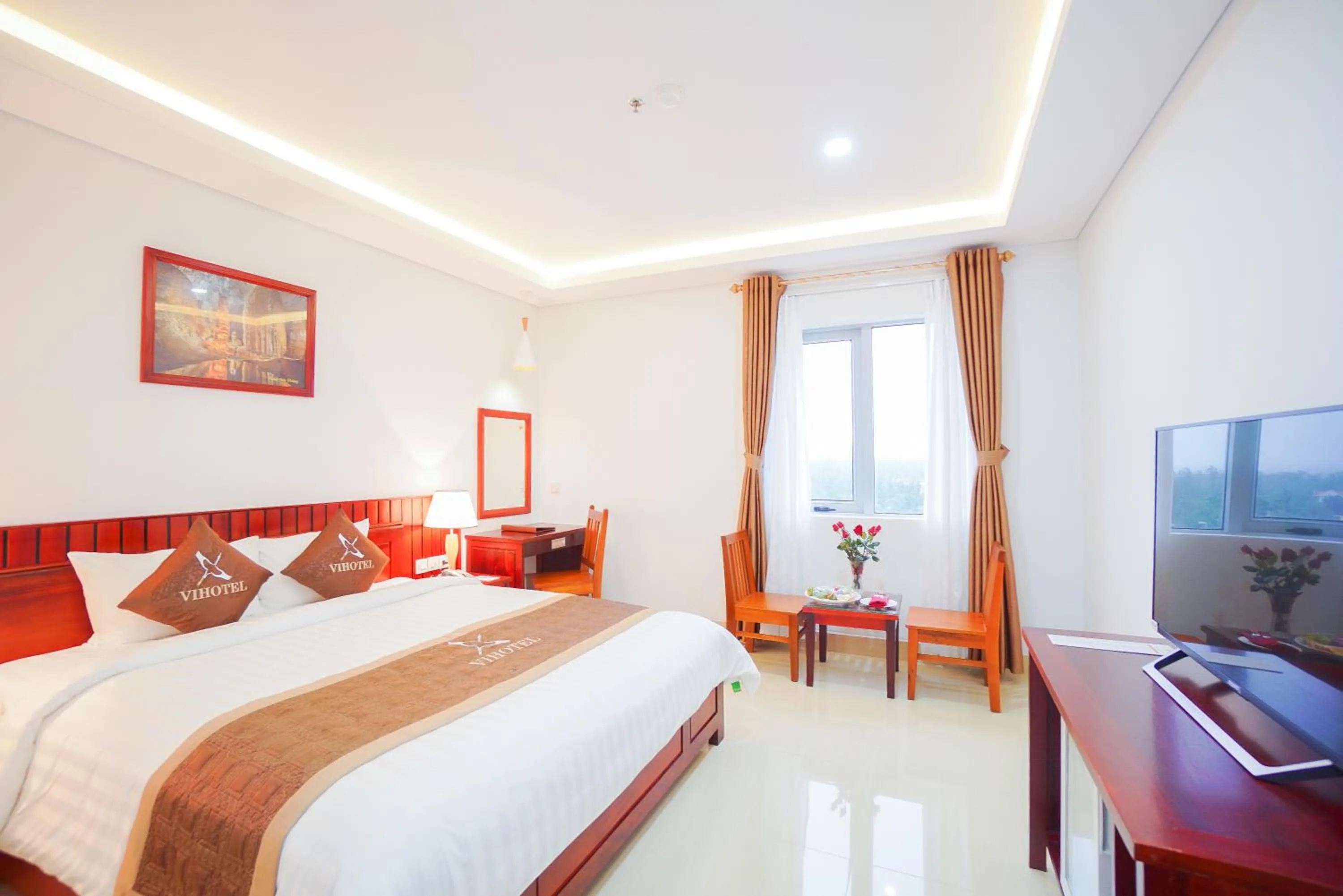 Bed in Vinh Hoang Hotel