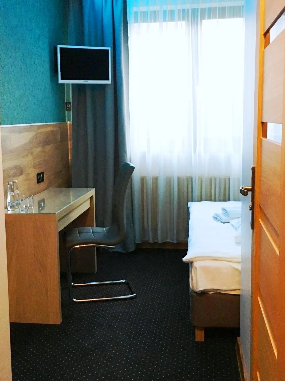 Double Room with Private Bathroom in A&P Motel