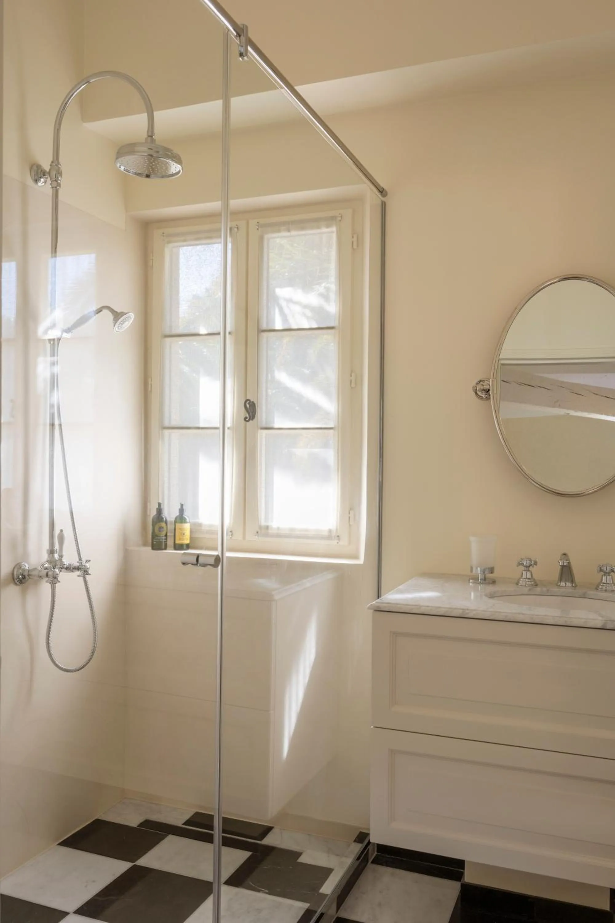 Bathroom in La Bastide de Saint Tropez